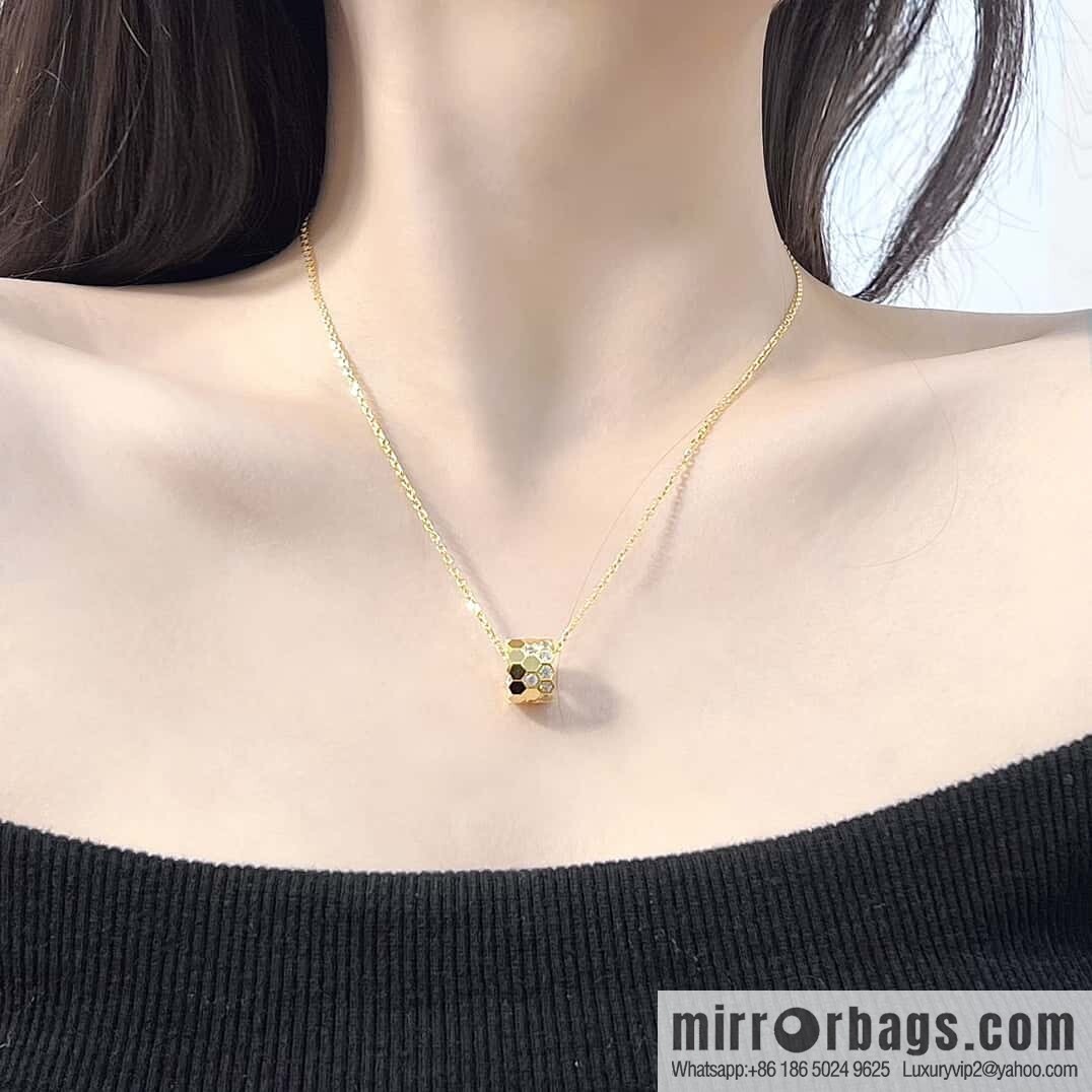 ❗️New ❗️ ☀️ CHAUMET Paris new honeycomb necklace ☀️