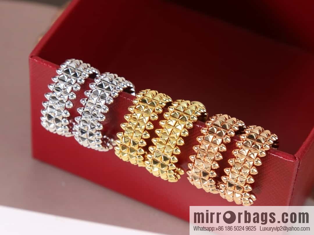 ❗️New ❗️ ☀️ Clash de Cartier Bullet Earrings