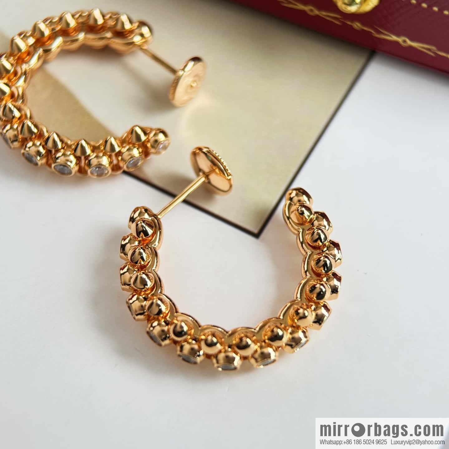 ❗️New ❗️ ☀️ Cartier clash de Cartier wide bullet full drill stud earrings ☀️