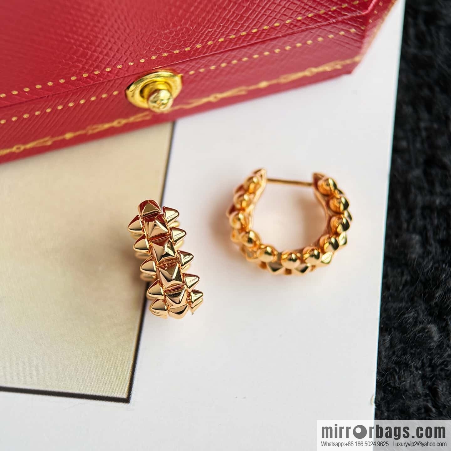 ❗️New ❗️ ☀️ Cartier clash de Cartier mini bullet full drill stud earrings ☀️