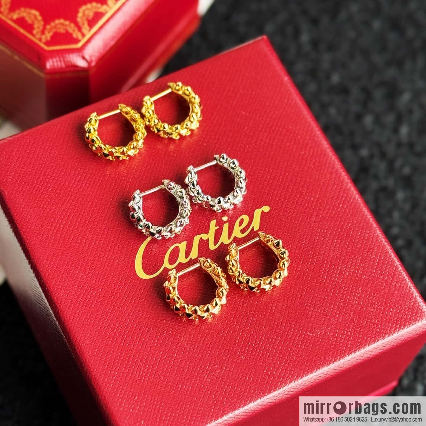 ❗️New ❗️ ☀️ Cartier clash de Cartier mini bullet full drill stud earrings ☀️