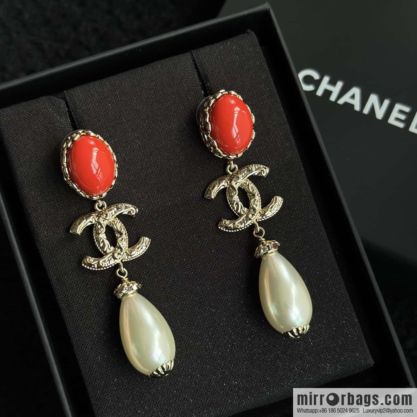 ❗️New ❗️☀️ new ☑️ Chanel c3 double c red pearl stud earrings ☀️