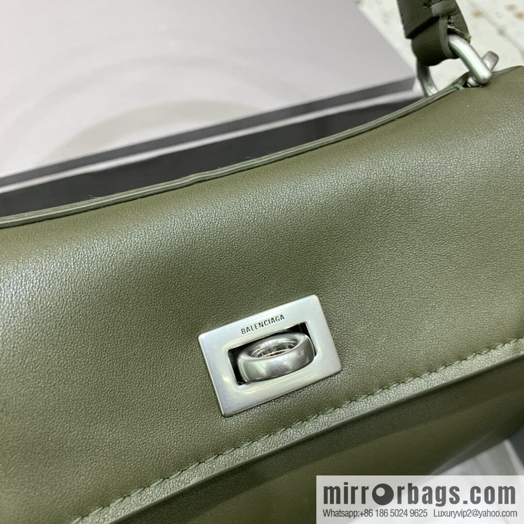 🖤[Small green silver buckle 】 𝐁𝐀𝐋𝐄𝐍𝐂𝐈𝐀𝐆𝐀 𝐑𝐎𝐃𝐄𝐎 𝐁𝐀𝐆 series handbag model number: 78972