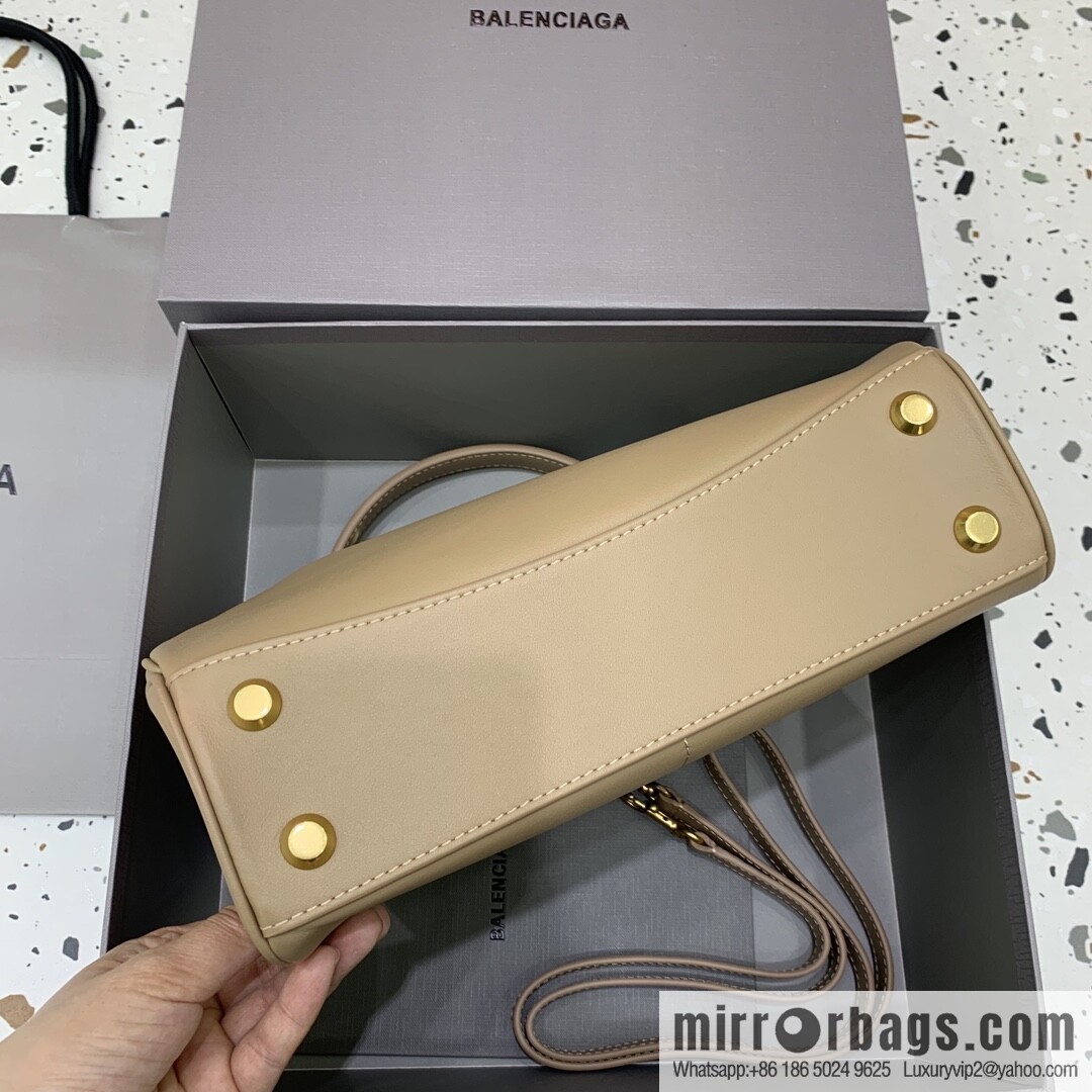 🖤[Small apricot gold buckle 】 𝐁𝐀𝐋𝐄𝐍𝐂𝐈𝐀𝐆𝐀 𝐑𝐎𝐃𝐄𝐎 𝐁𝐀𝐆 series handbag model number: 78972