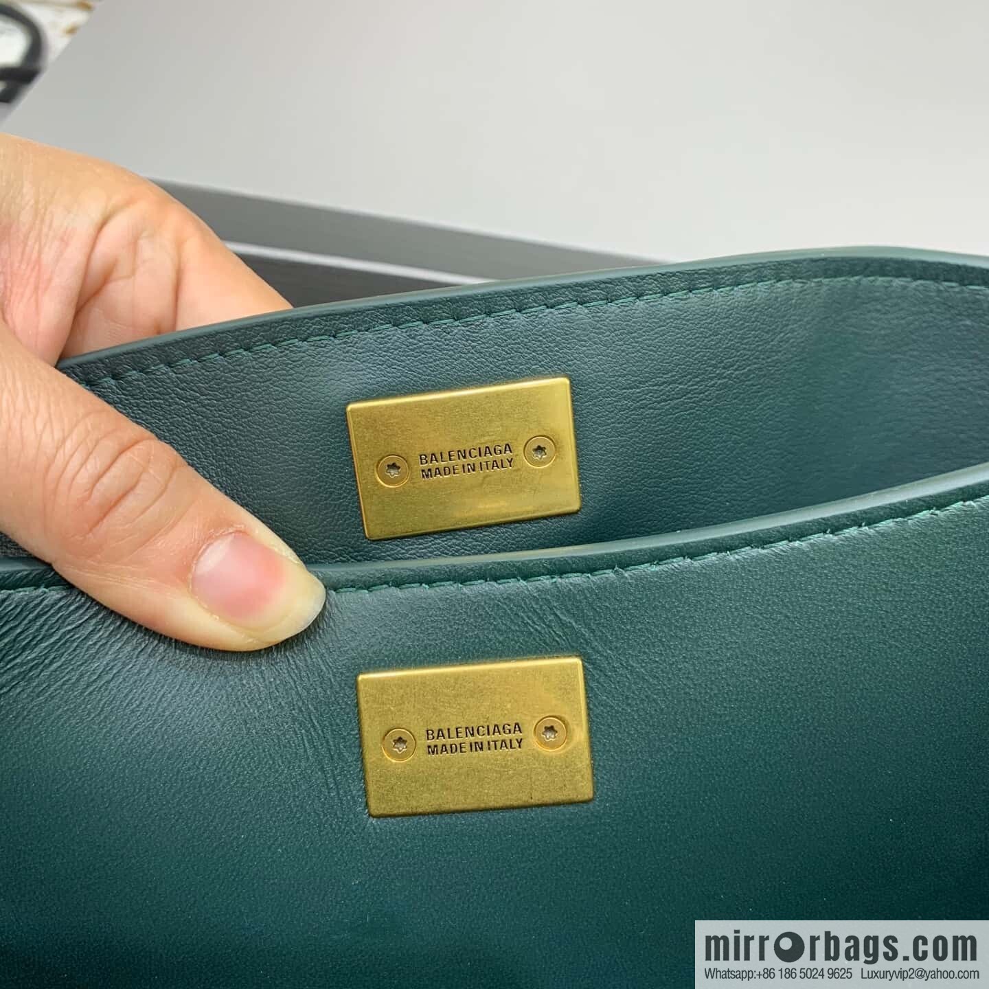 Balenciag rodeo mini [malachite green] Model: 78972 handbag