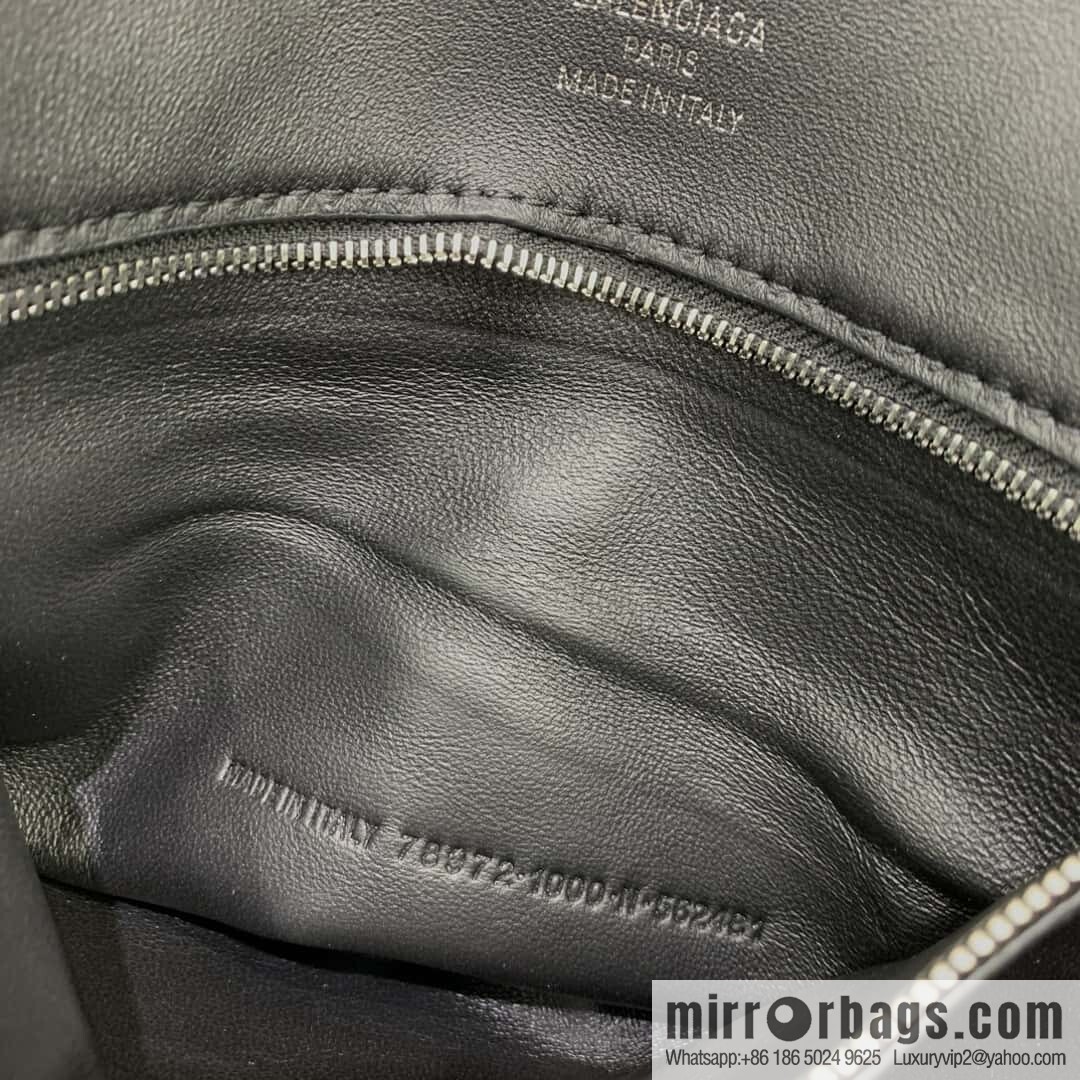 🖤[Small black silver buckle 】 𝐁𝐀𝐋𝐄𝐍𝐂𝐈𝐀𝐆𝐀 𝐑𝐎𝐃𝐄𝐎 𝐁𝐀𝐆 series handbag model number: 78972