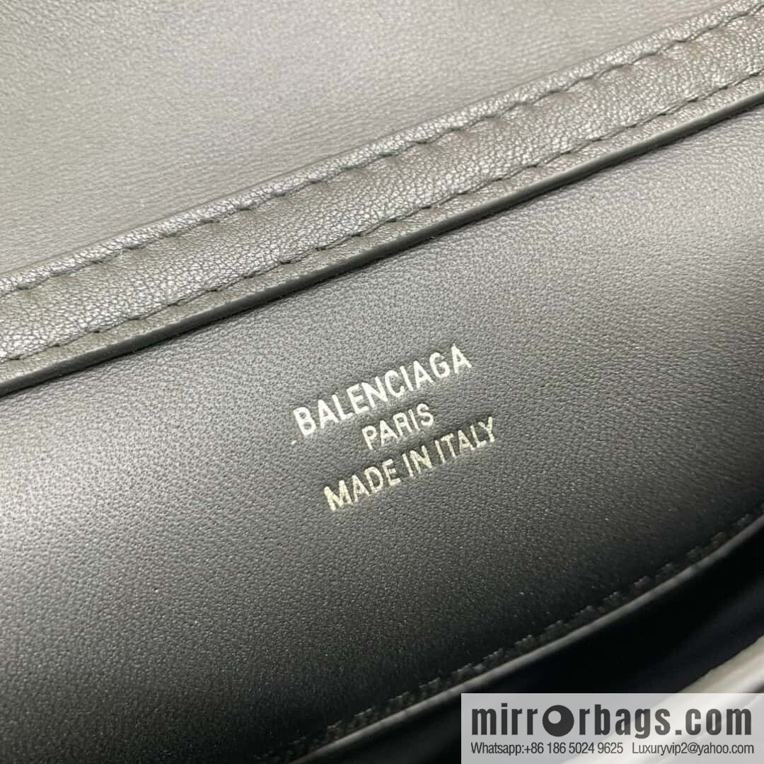 [Large black silver buckle 】 𝐁𝐀𝐋𝐄𝐍𝐂𝐈𝐀𝐆𝐀 𝐑𝐎𝐃𝐄𝐎 𝐁𝐀𝐆 series handbag model number: 78972