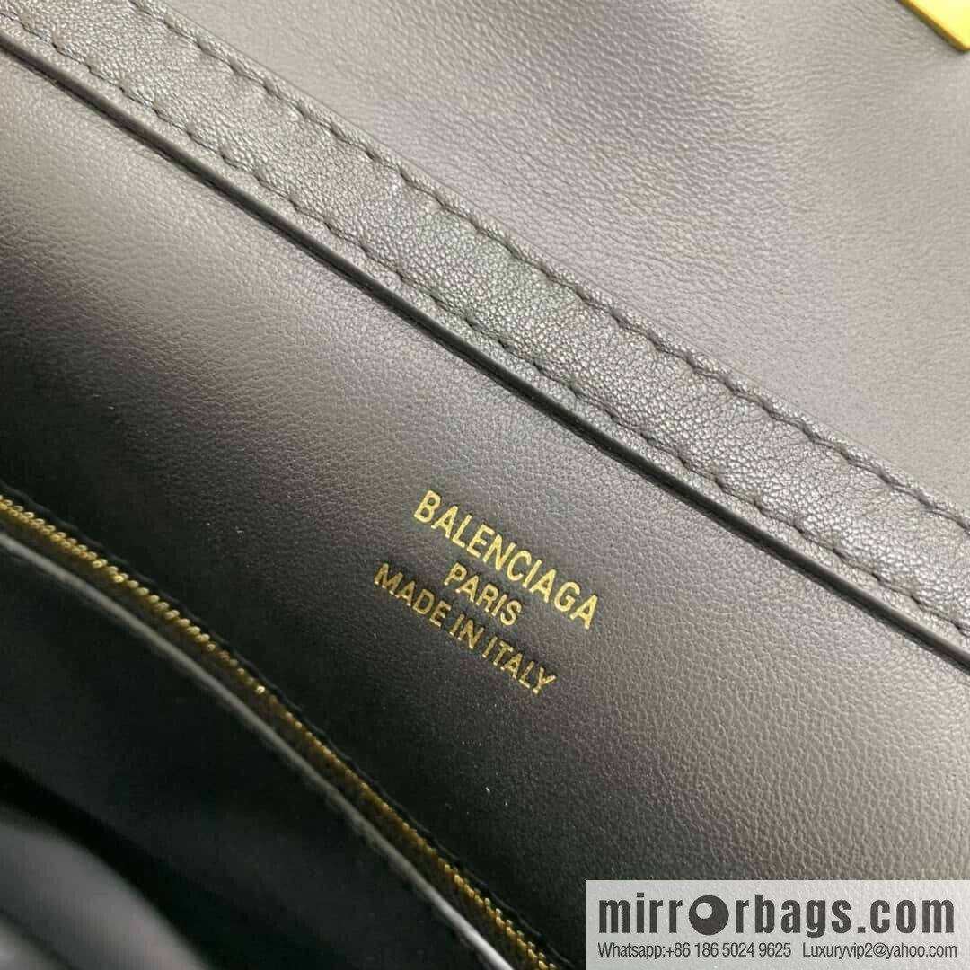 🖤[Small black gold buckle 】 𝐁𝐀𝐋𝐄𝐍𝐂𝐈𝐀𝐆𝐀 𝐑𝐎𝐃𝐄𝐎 𝐁𝐀𝐆 series handbag model number: 78972