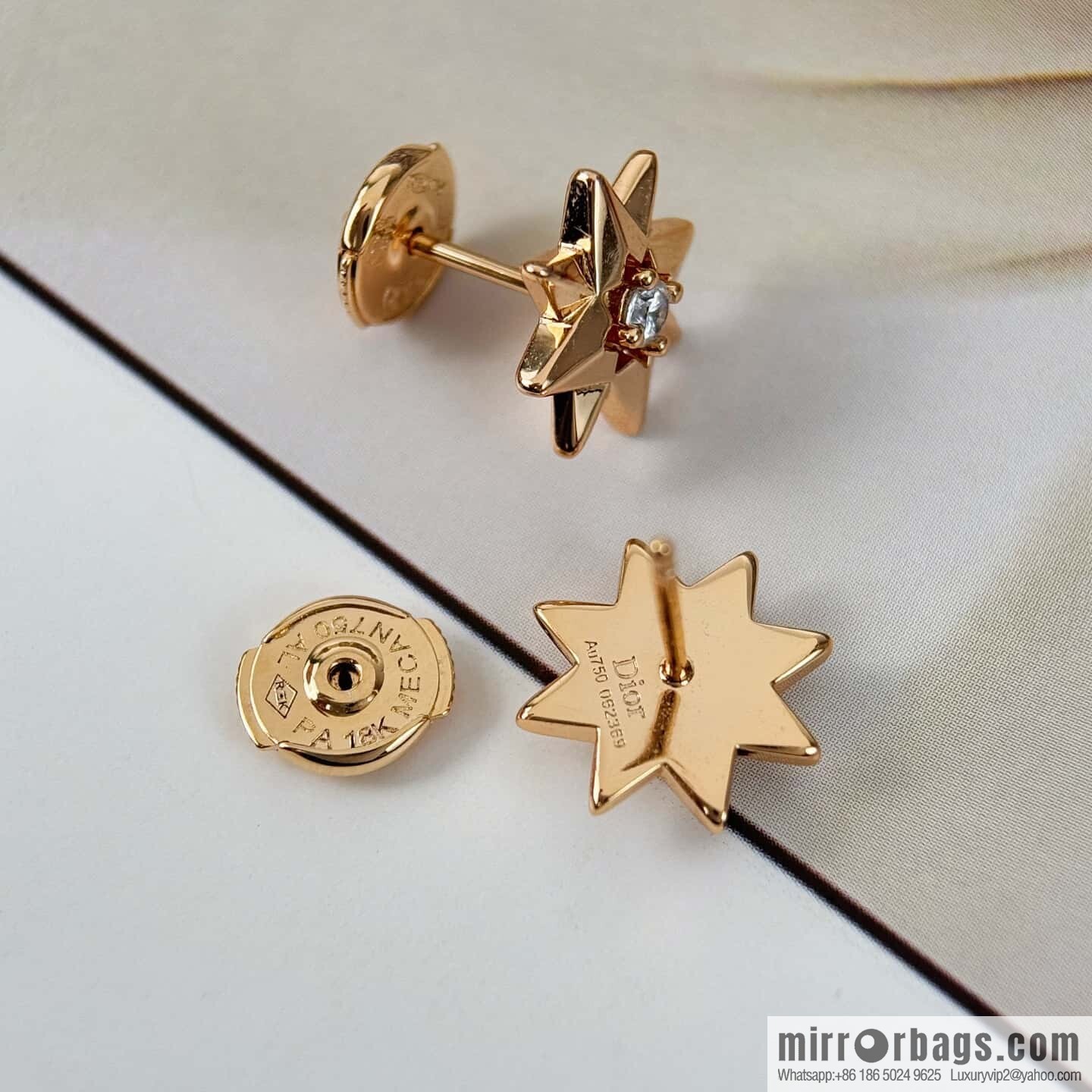 ❗️New ❗️ ☀️ New ☑️ Dior ⭐ stud earrings☀️