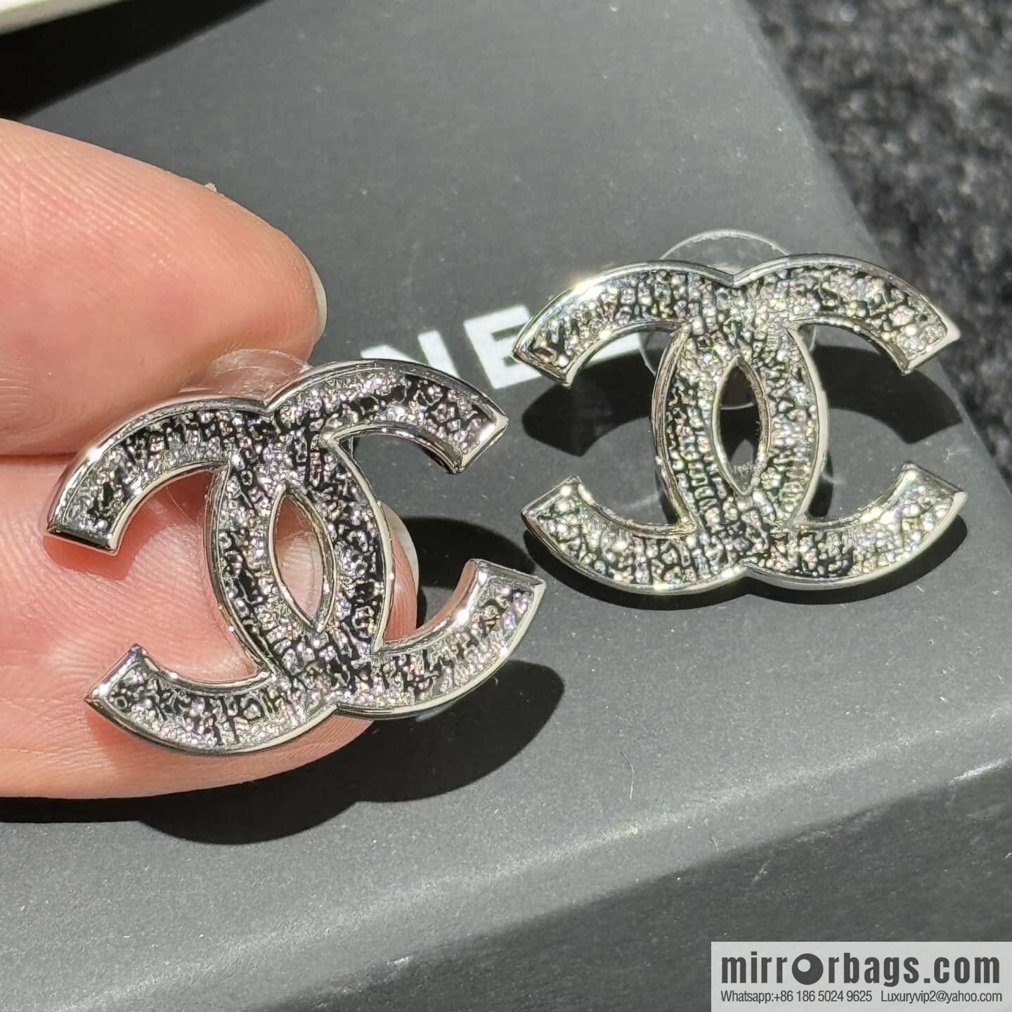 ☀️New ☑️ chanel c1 double c stud earrings