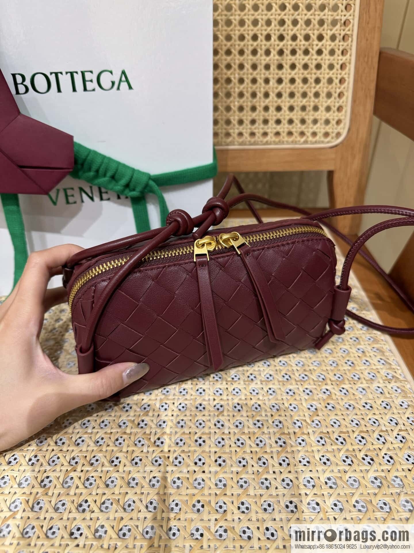 BV Shell Bag Concert 794258 Barolo Burgundy