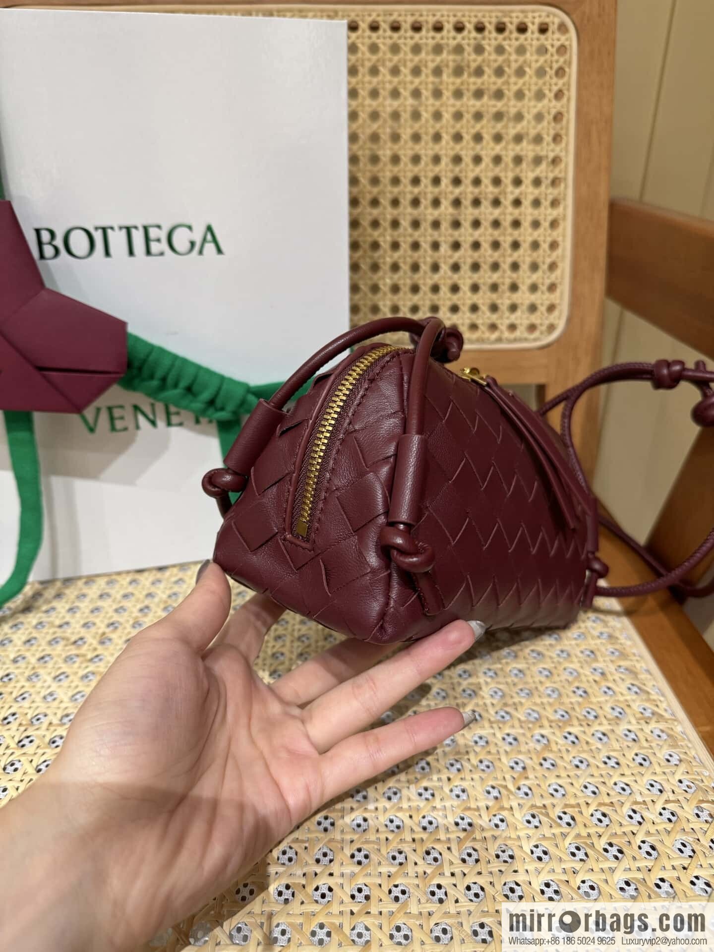 BV Shell Bag Concert 794258 Barolo Burgundy