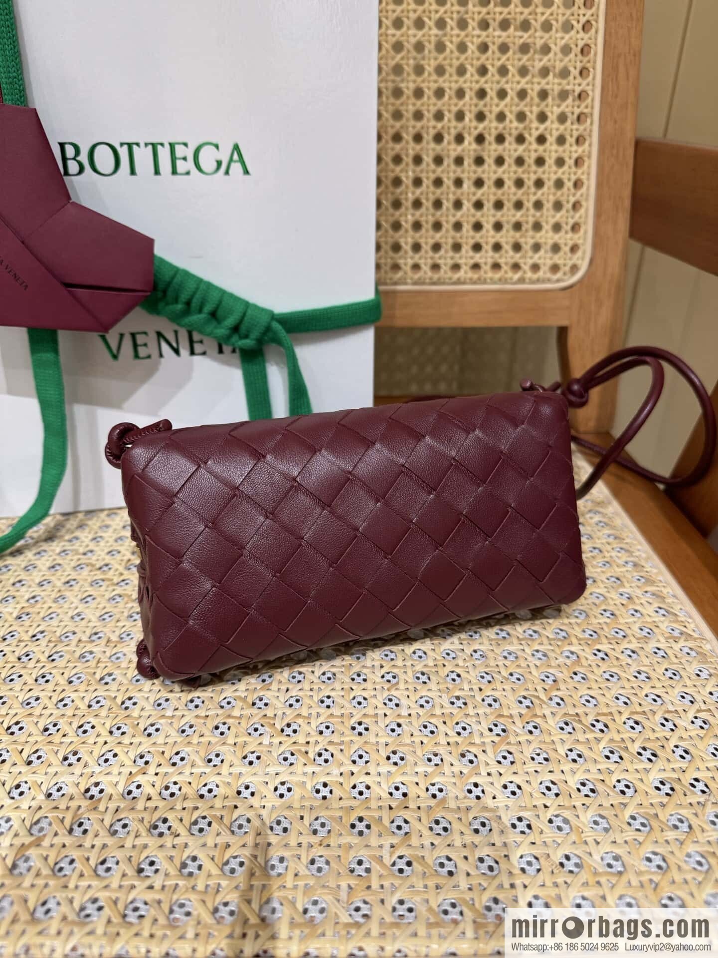 BV Shell Bag Concert 794258 Barolo Burgundy