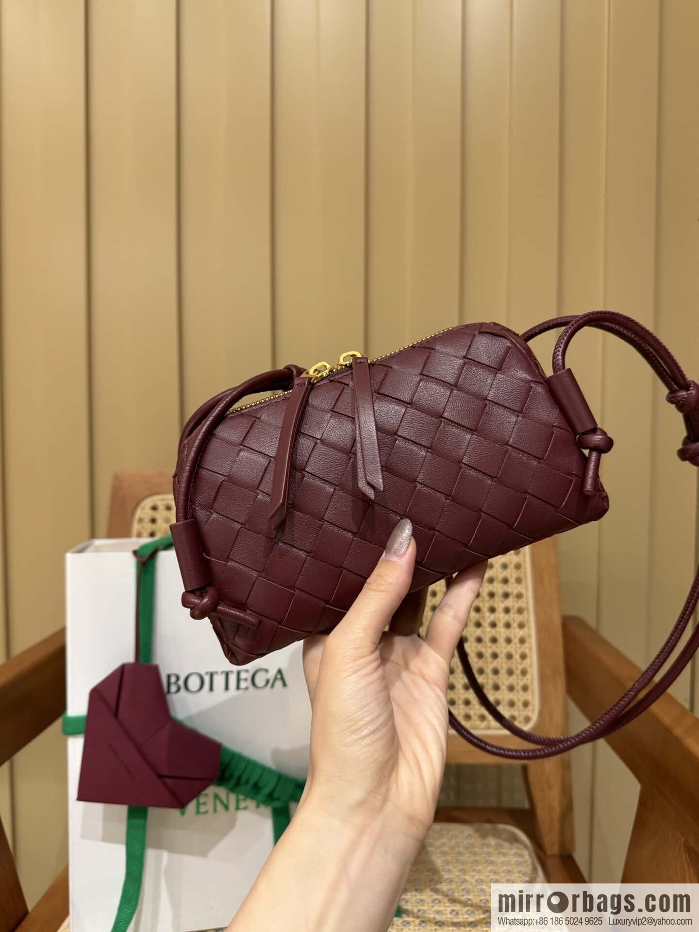 BV Shell Bag Concert 794258 Barolo Burgundy