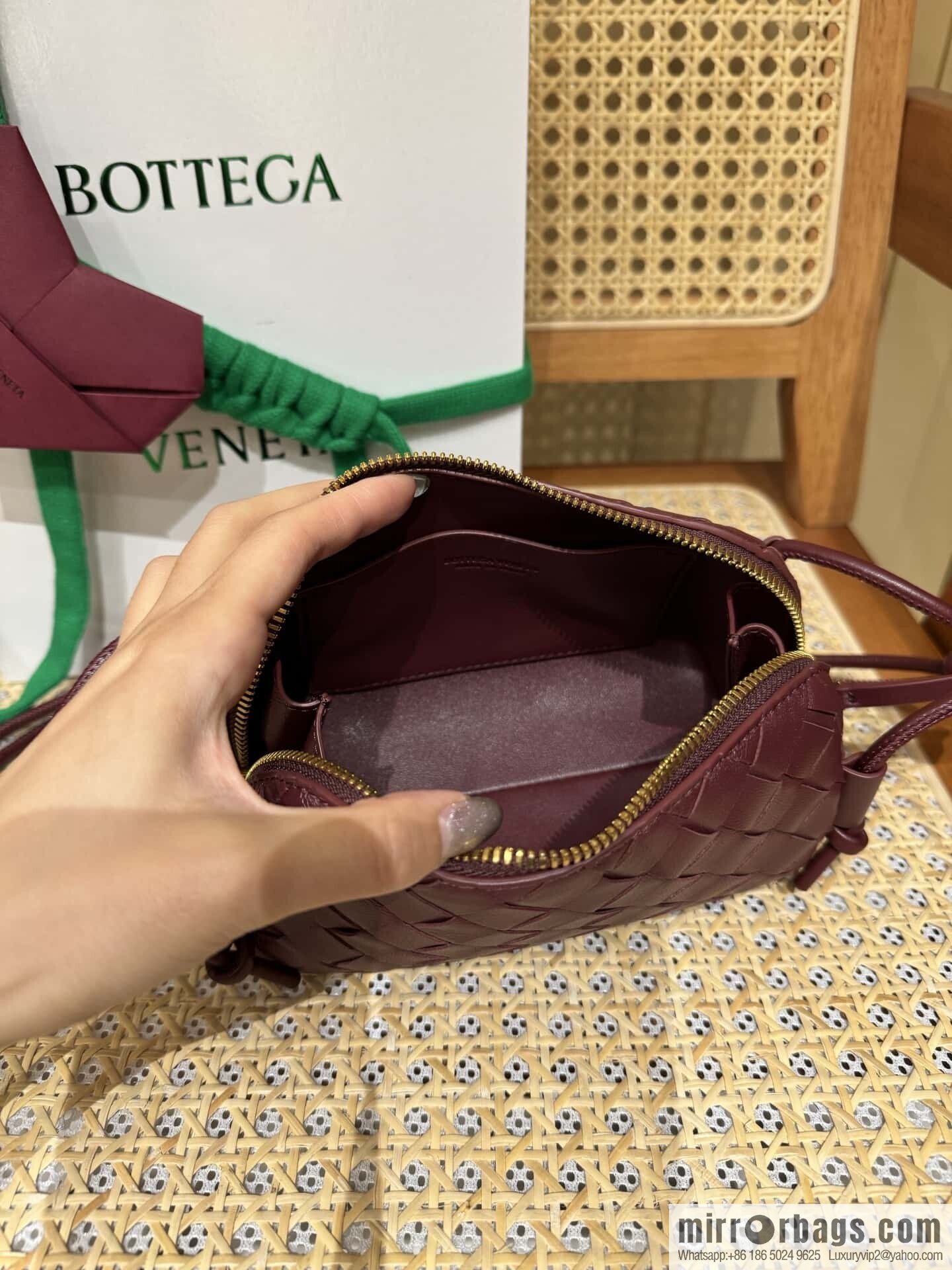 BV Shell Bag Concert 794258 Barolo Burgundy