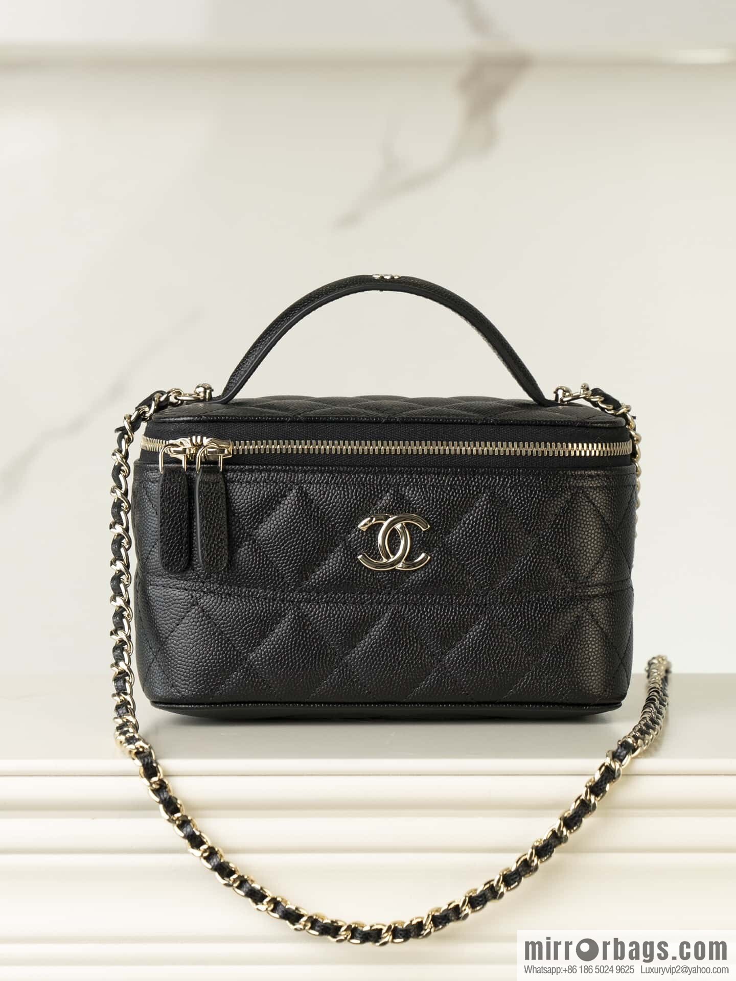 ππ‘ππ§ππ₯ πππ new, handle box bag, black gold lychee cow π€ AP4404