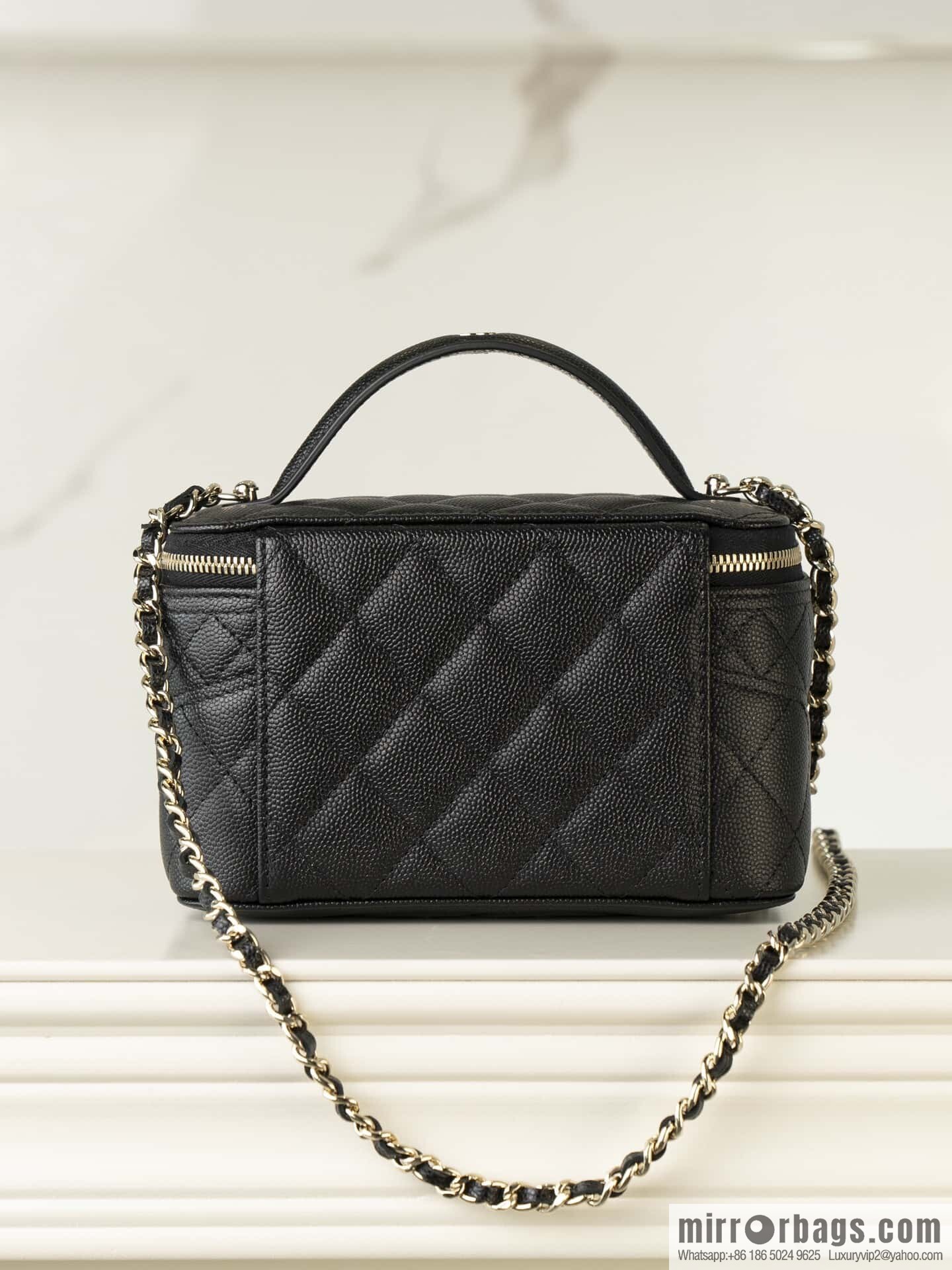 ππ‘ππ§ππ₯ πππ new, handle box bag, black gold lychee cow π€ AP4404