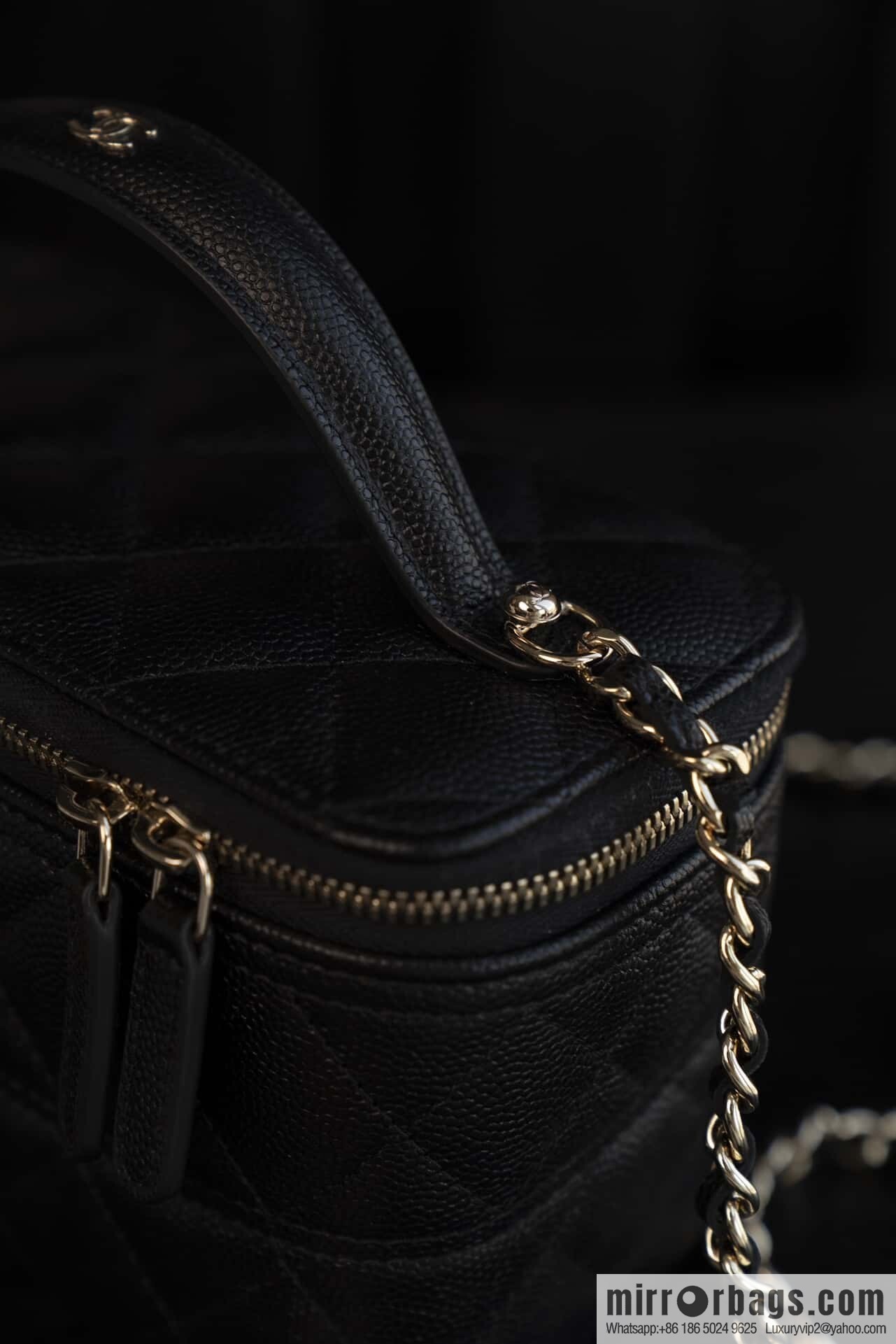 ππ‘ππ§ππ₯ πππ new, handle box bag, black gold lychee cow π€ AP4404