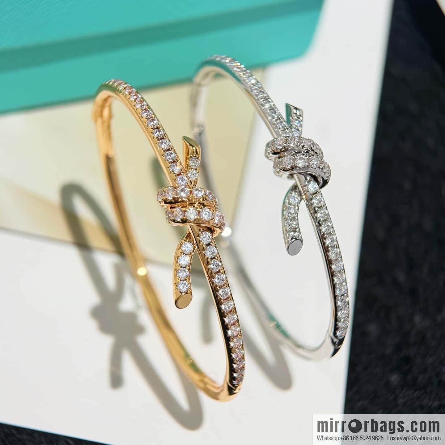 TIFFANY & Co. Tiffany Knot Series Bow Half Full Diamond Bracelet