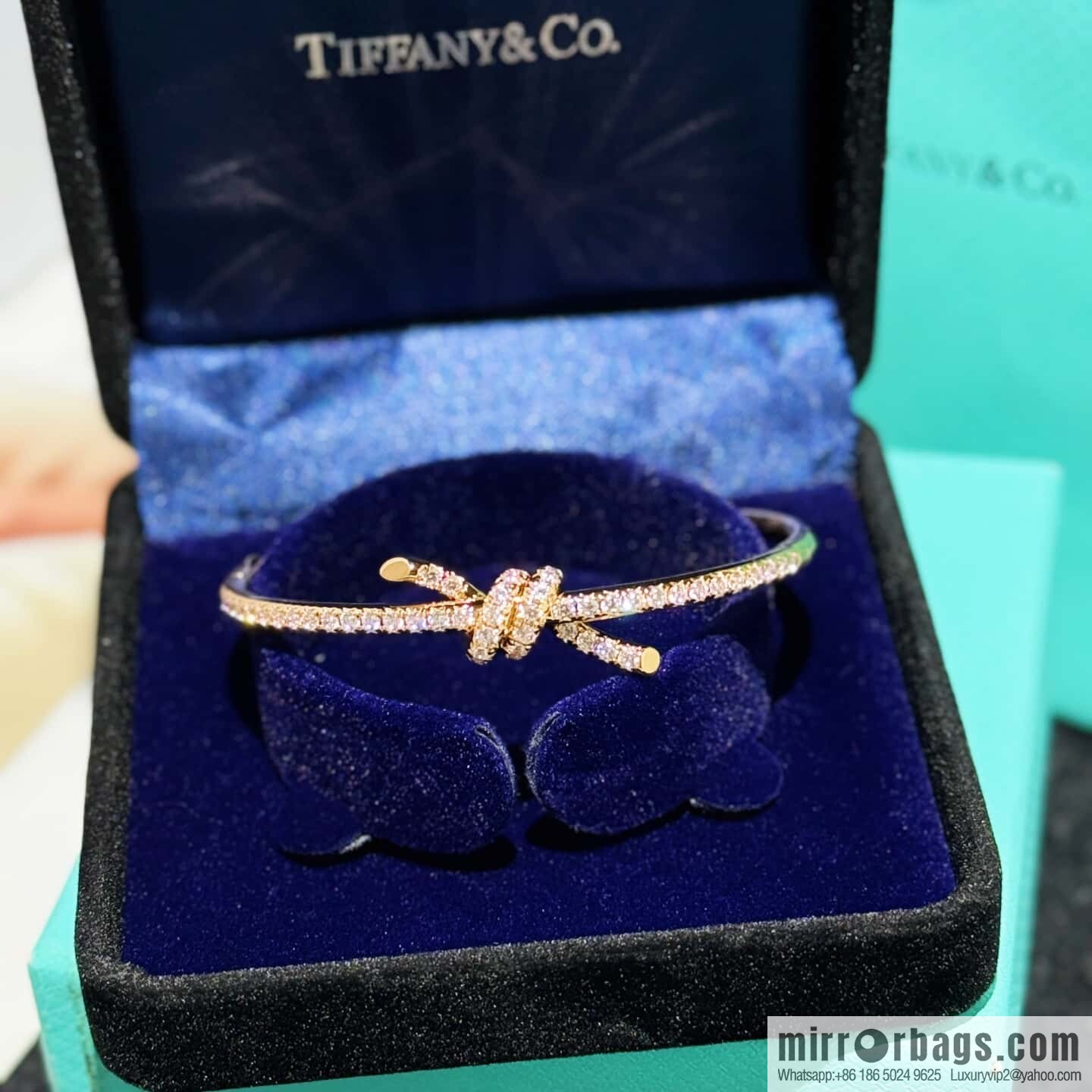 TIFFANY & Co. Tiffany Knot Series Bow Half Full Diamond Bracelet