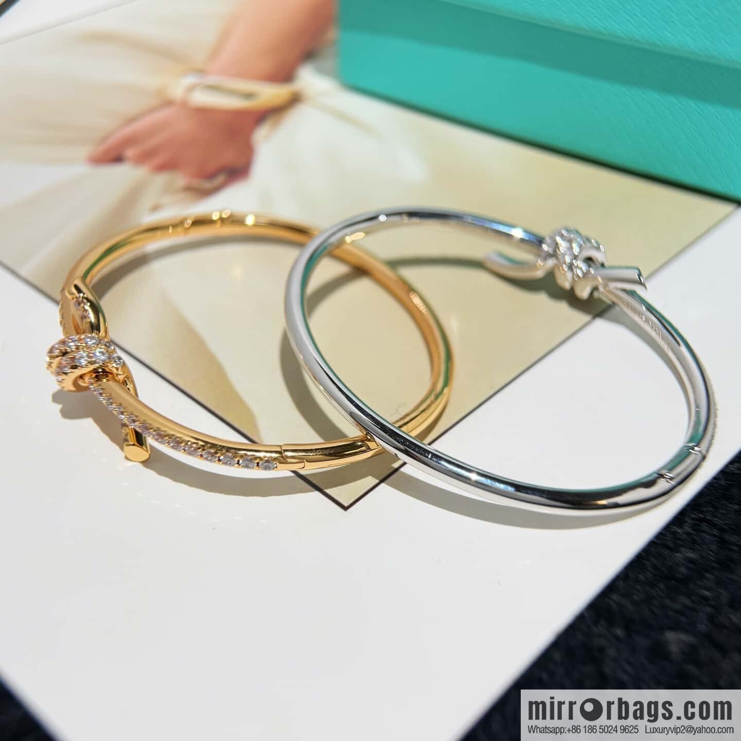TIFFANY & Co. Tiffany Knot Series Bow Half Full Diamond Bracelet