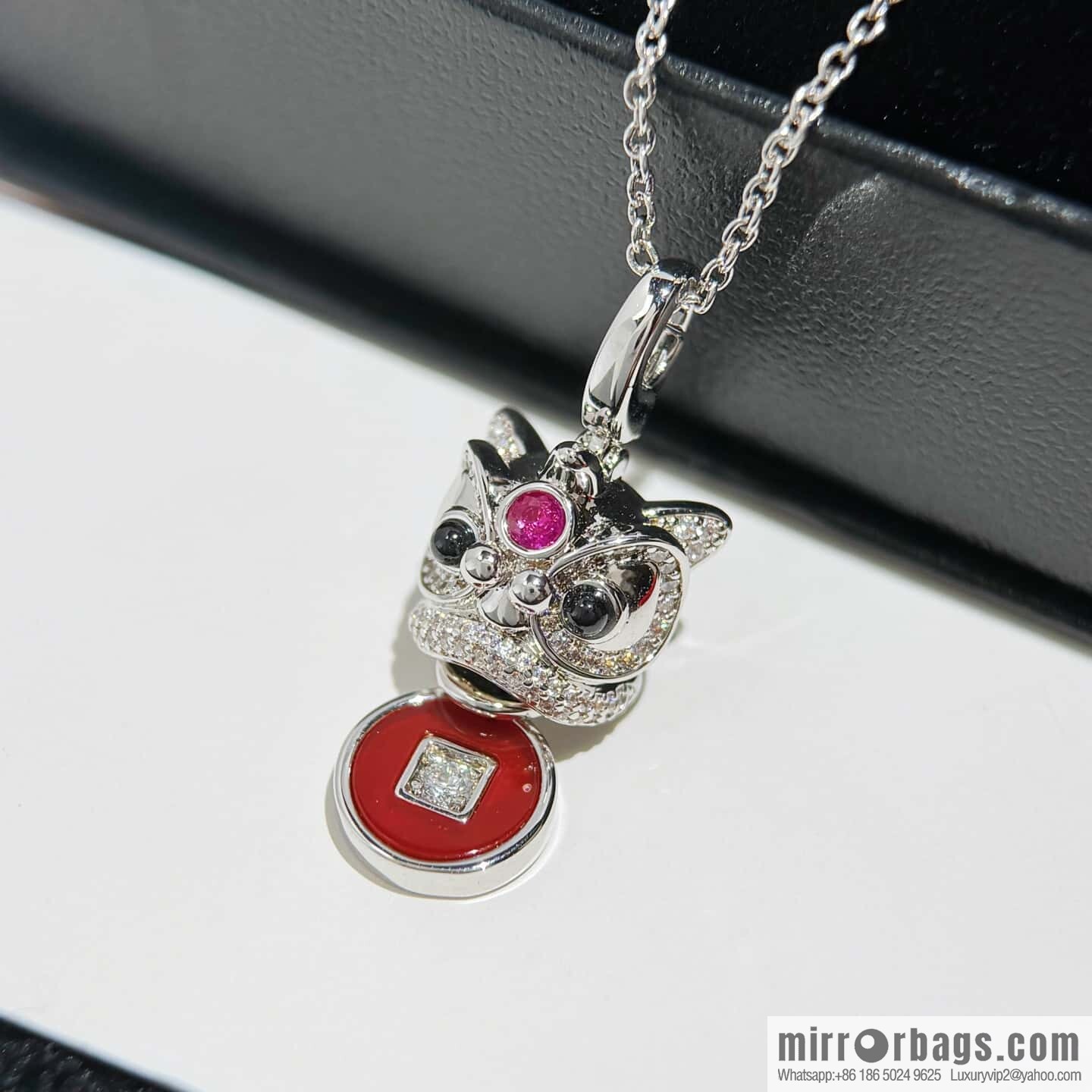 ❗️New ❗️ ☀️ Qeelin unicorn full diamond lion chalcedony copper coin necklace ☀️