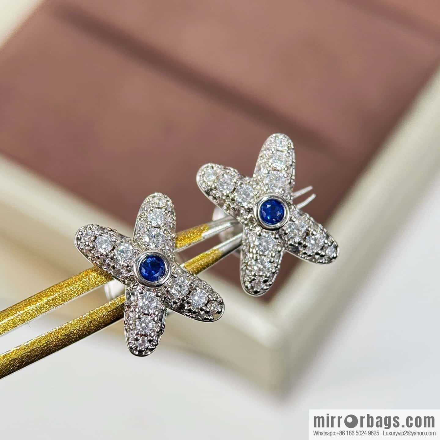 ☀️Chaumet Paris CHAUMET full diamond cross stud earrings