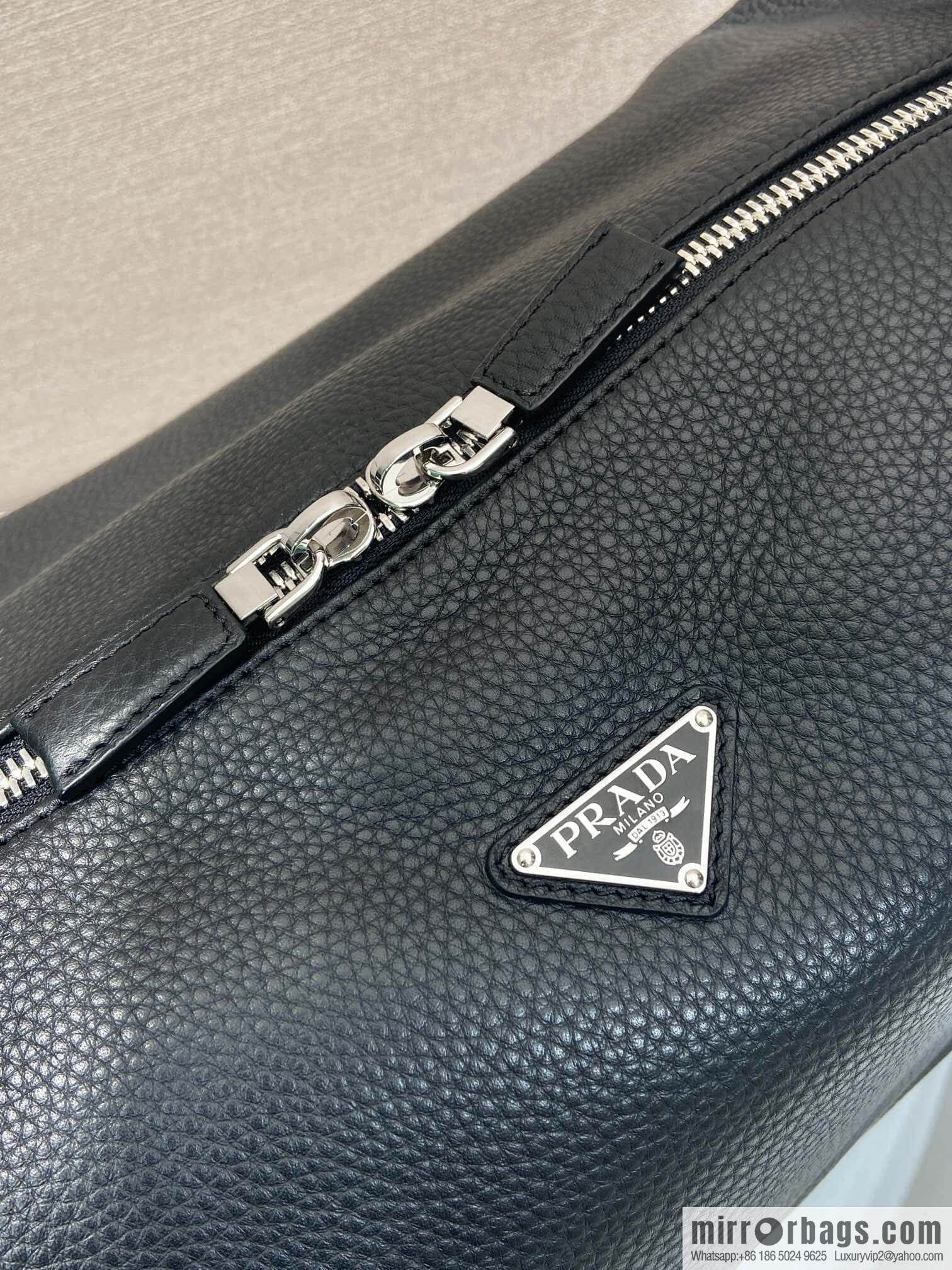 PRADA 🎉 new messenger bag 🎉🎉😉 2VH185 large