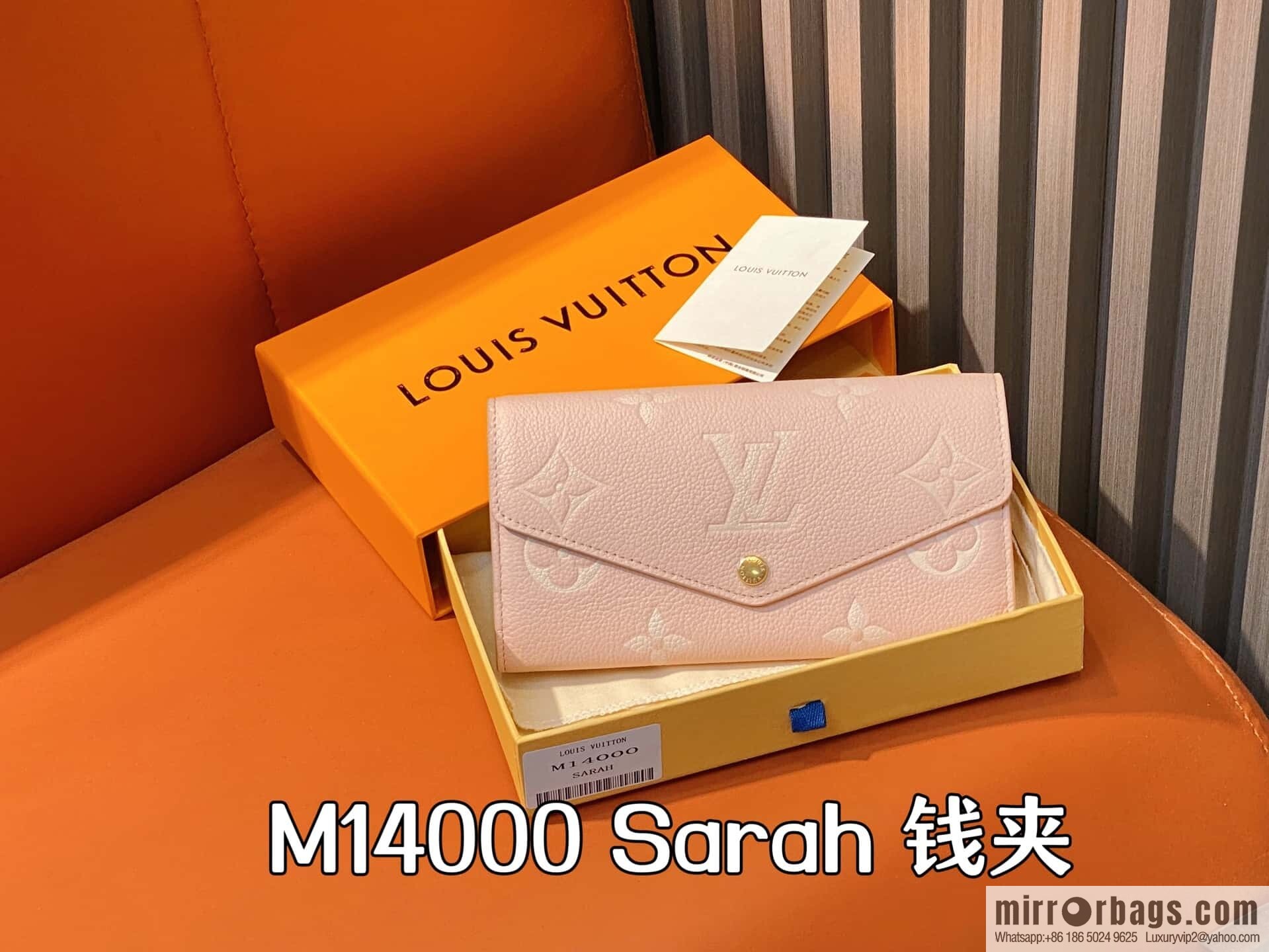 [Boutique‑grade] M14000 pink silk screen print, full leather flip wallet, this Sarah wallet.