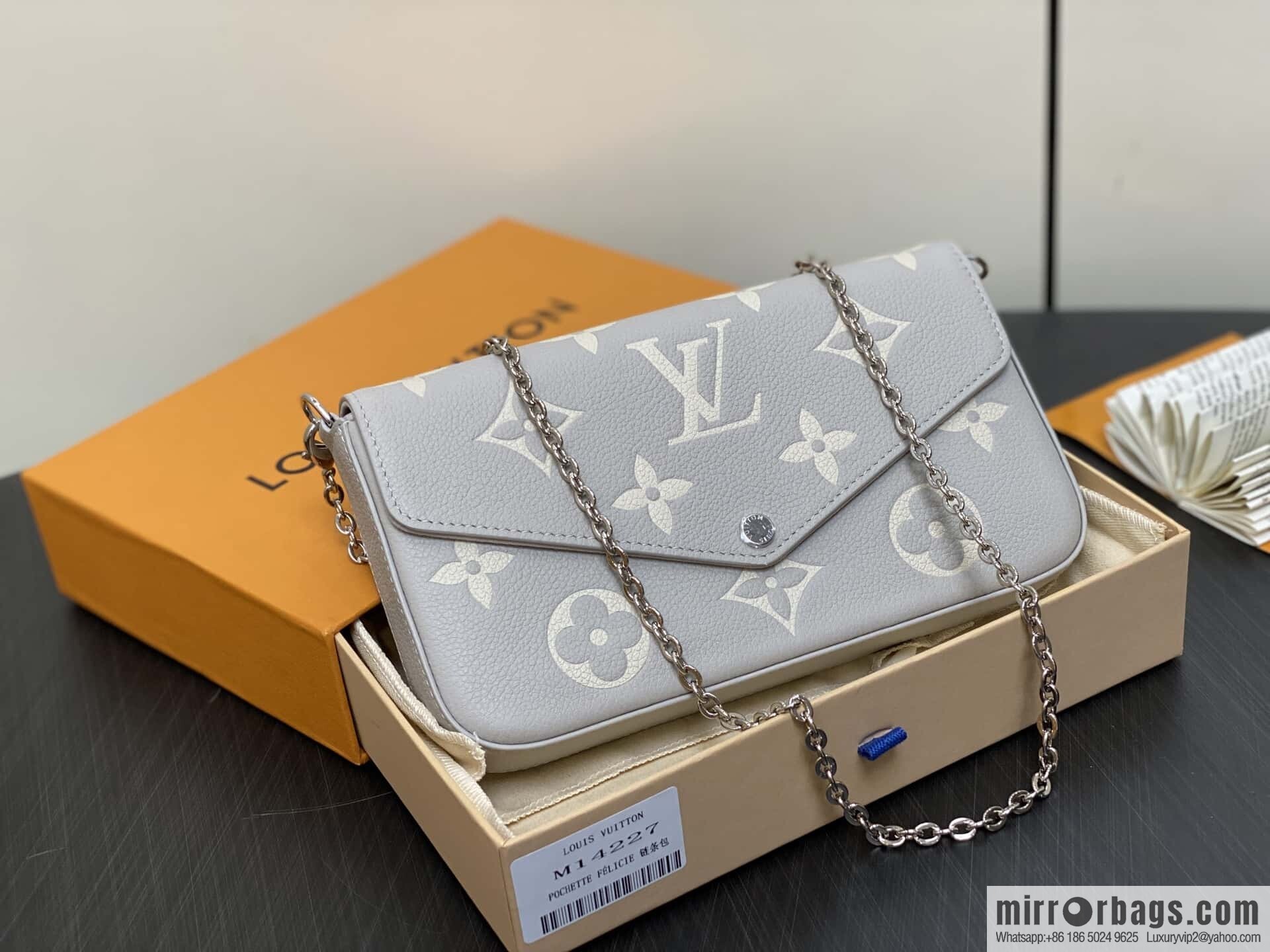 [Boutique‑grade] M14227 taro purple silk screen print, full leather embossed three-piece Félicie Pochette chain bag