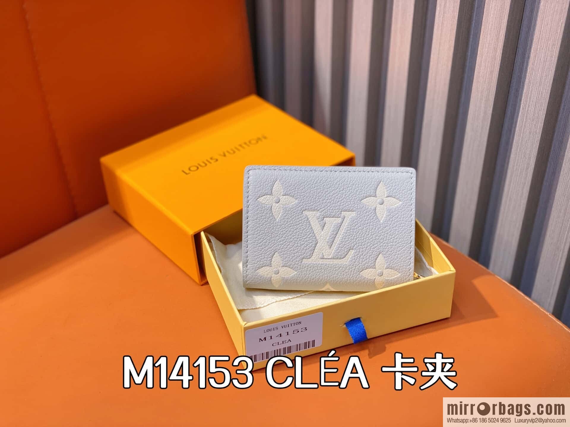 [Boutique‑grade] M14153 taro purple, full leather two-fold wallet CLÉA card holder