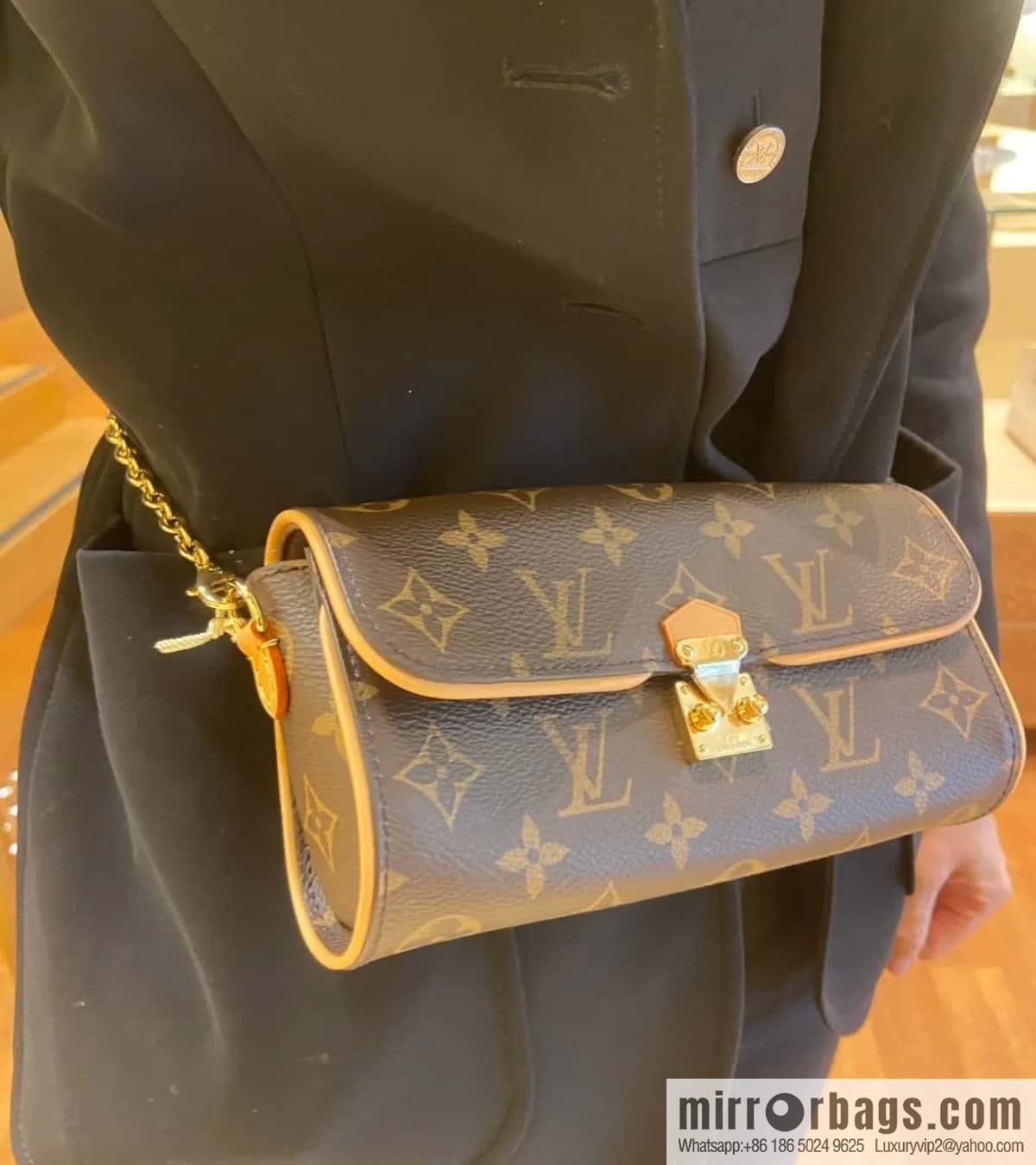 [Boutique‑grade] M13566 presbyopia, chain bag POCHETTE CAMILLE clutch bag handbag