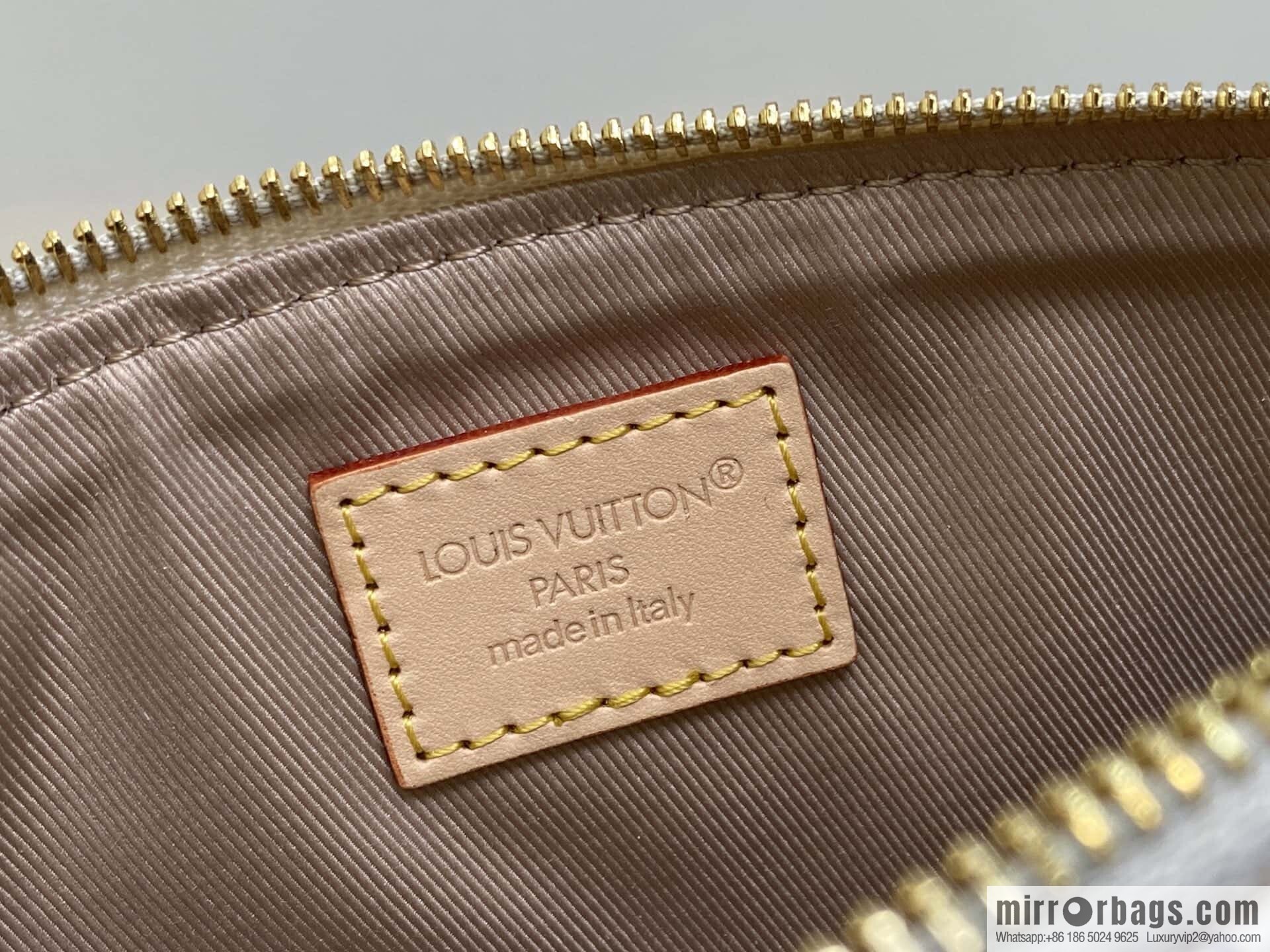 [Boutique‑grade] N00230 white grid, small fanny pack, the new KEEPIT fanny pack of the season