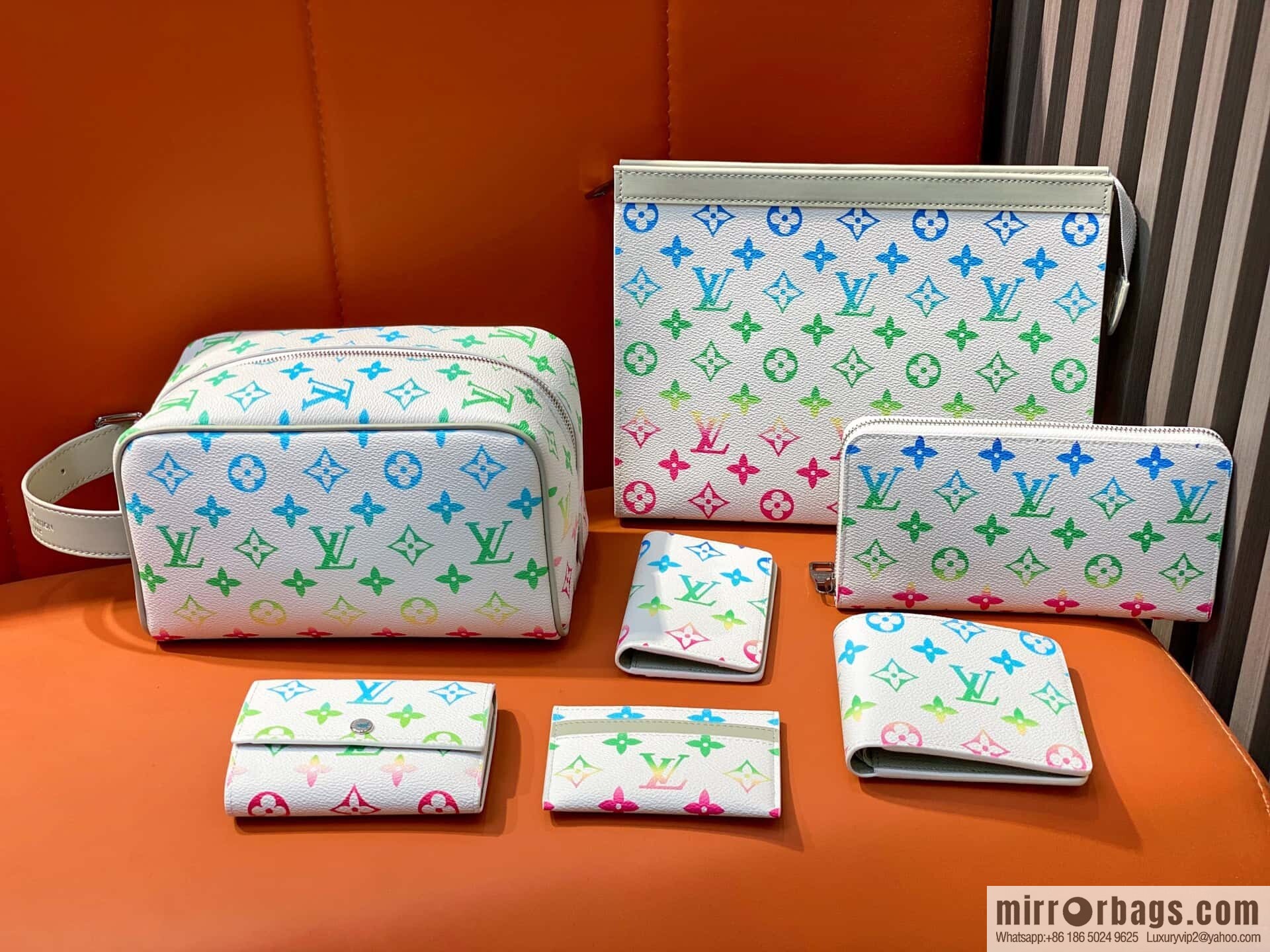 [Boutique‑grade] M13907 white gradual change handbag clutch bag POCHETTE VOYAGE medium handbag