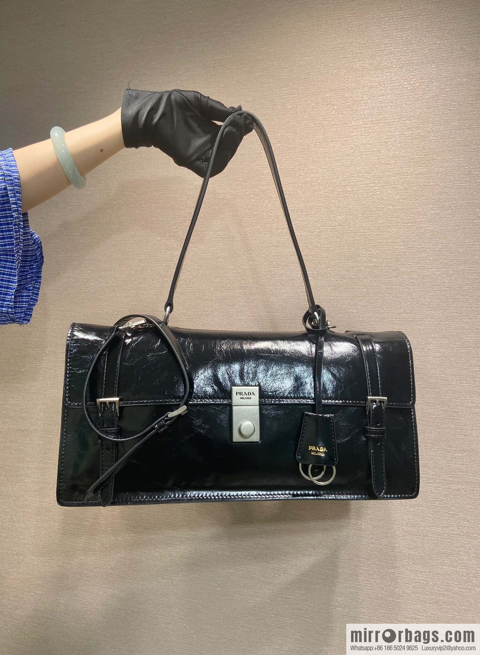 PRADA 🎉 new pen holder bag 🎉 1BN024 large🎉🎉