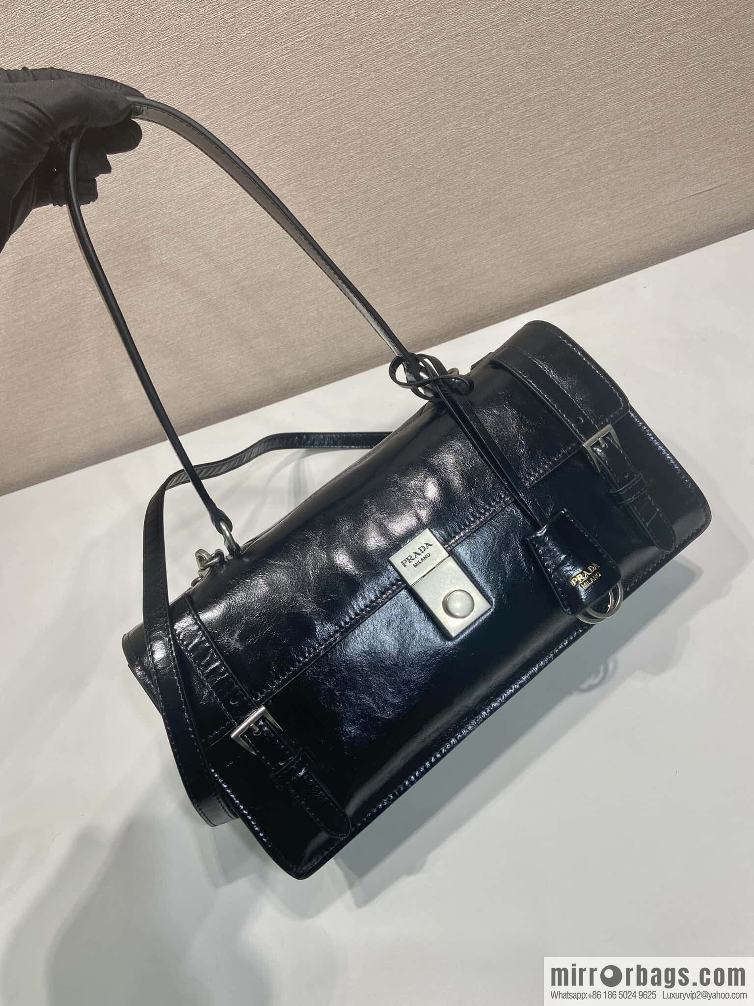 PRADA 🎉 new pen holder bag 🎉 1BN026 small 🎉🎉 black