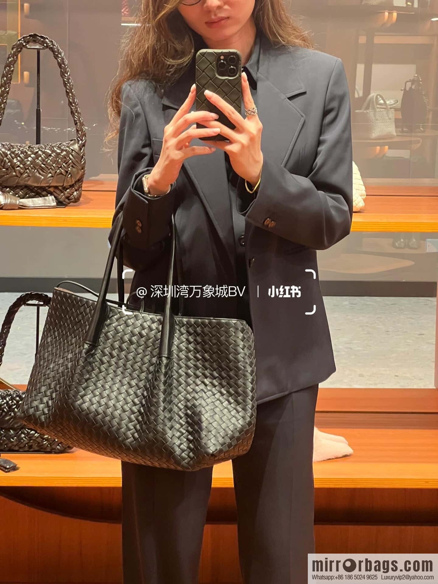 BV Large Pinacoteca Tote Bag 817166 Black