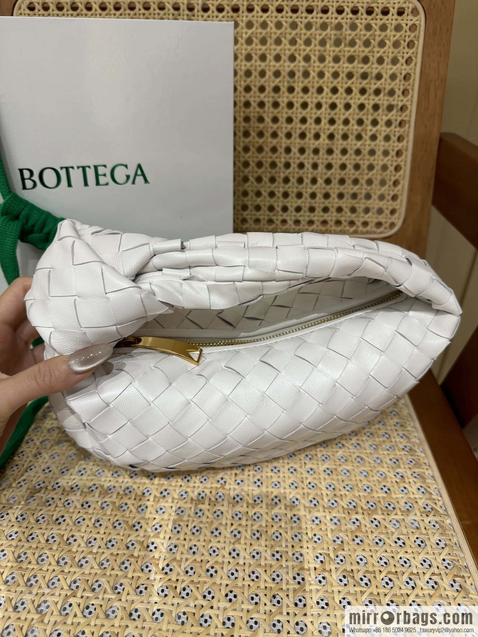 BV MINI JODIE 651876 White