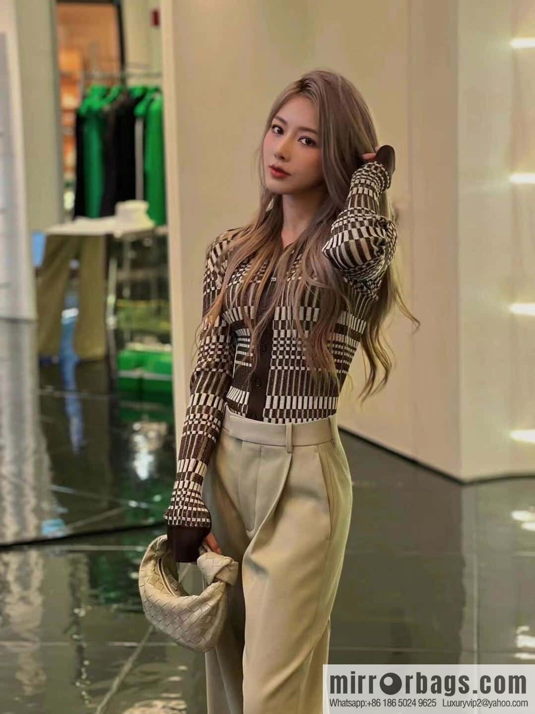 BV MINI JODIE 651876 Travertine Green