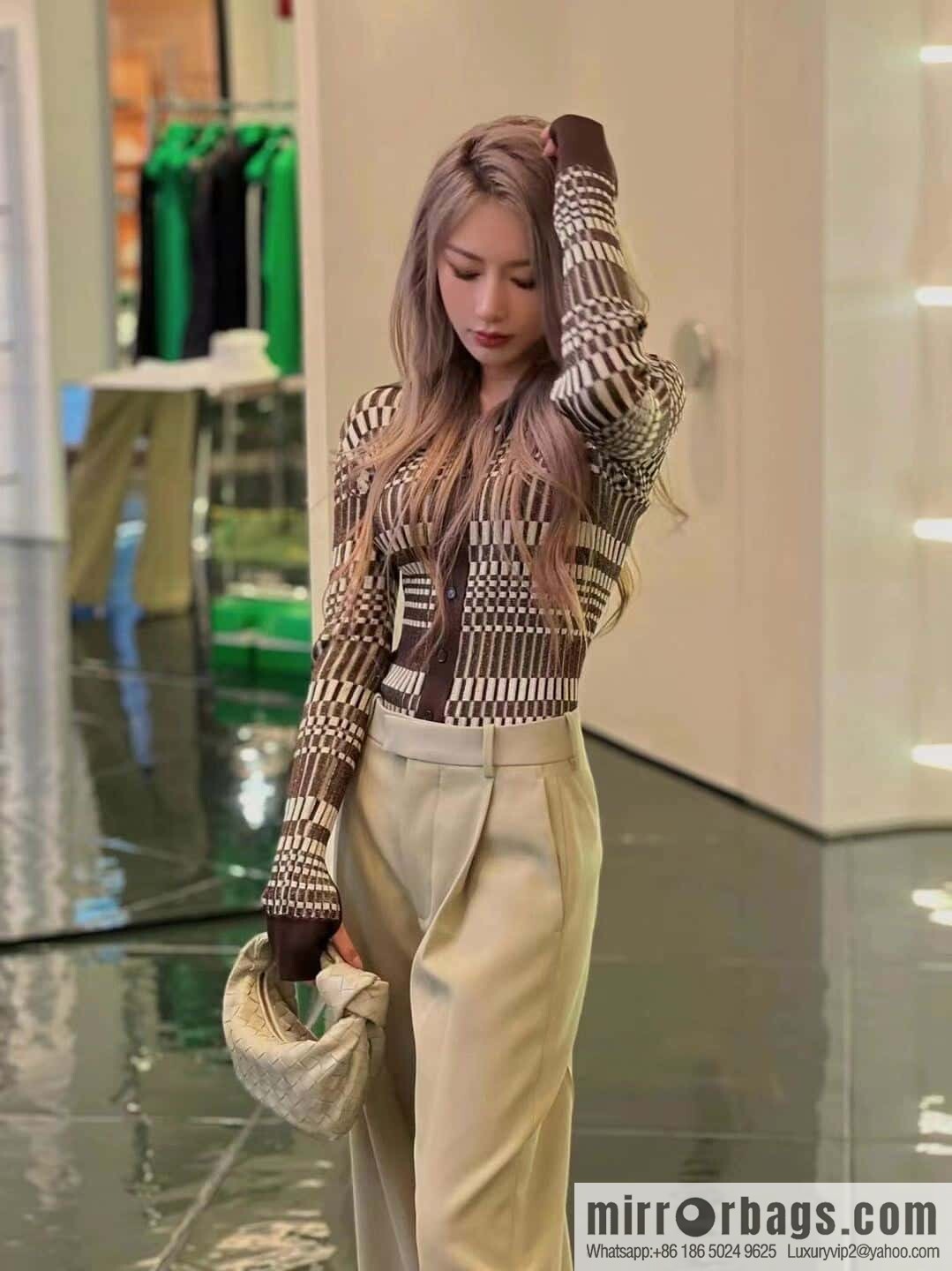 BV MINI JODIE 651876 Travertine Green
