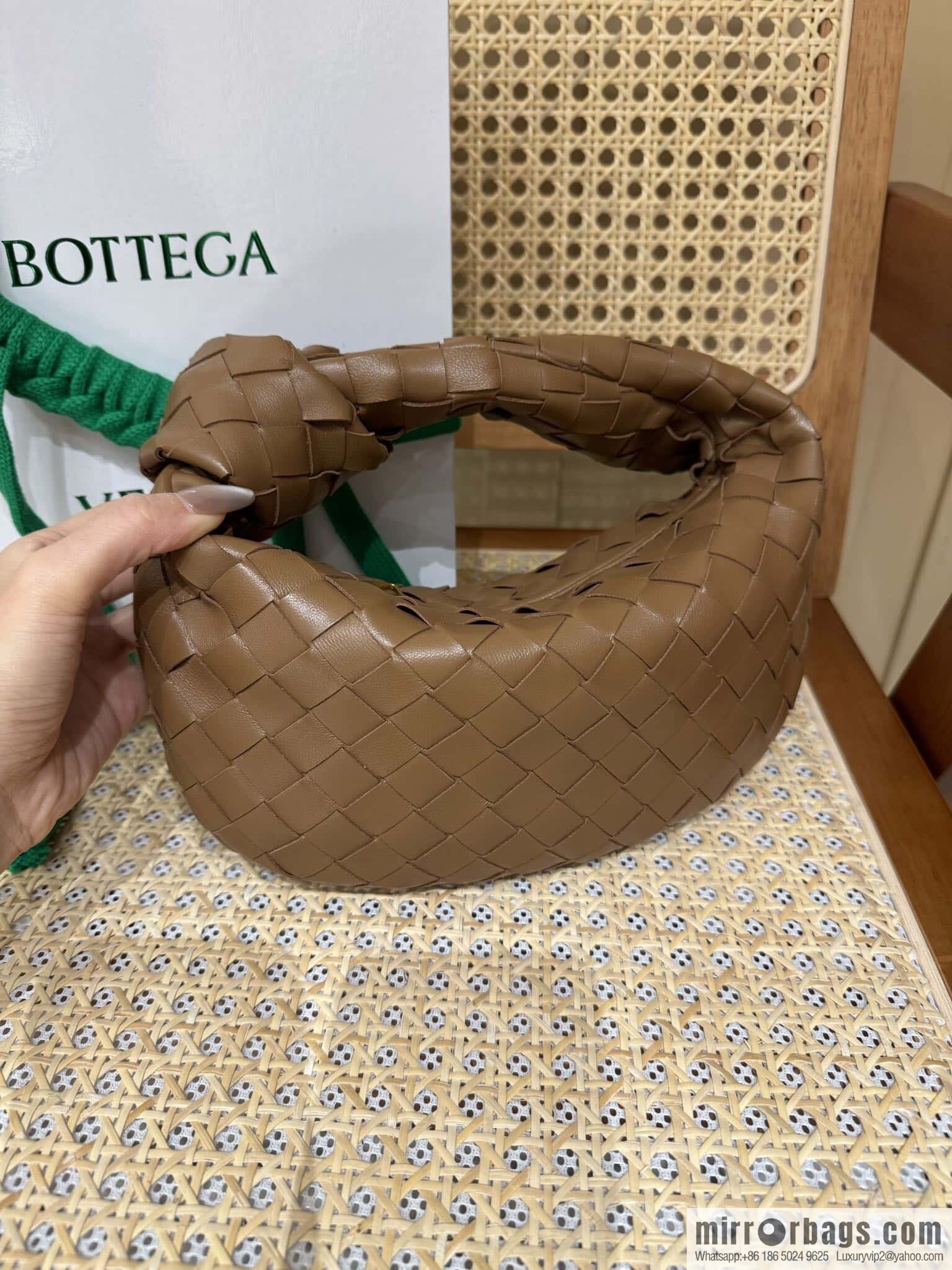 BV MINI JODIE 651876 Caramel color