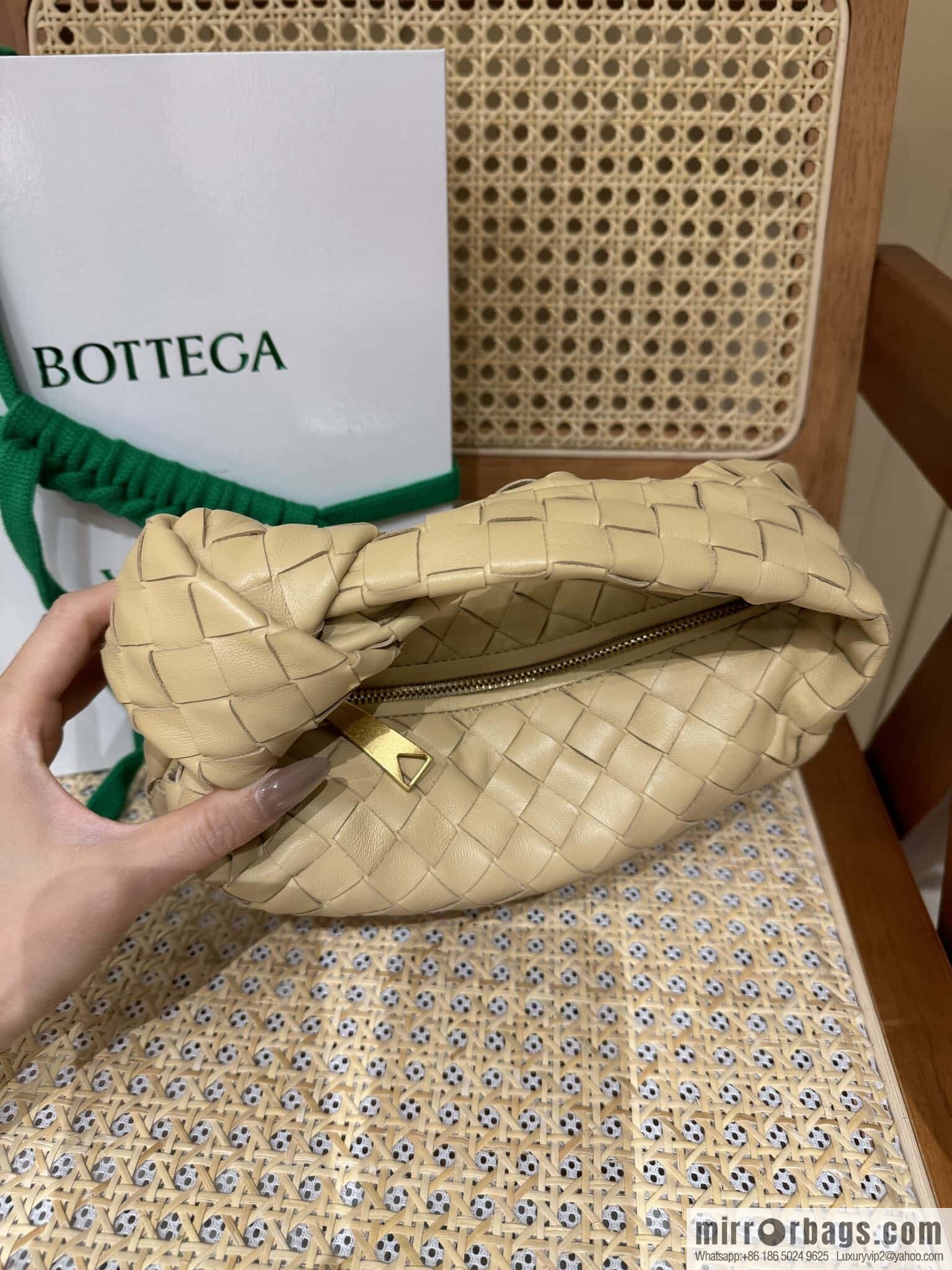 BV MINI JODIE 651876 Oatmeal