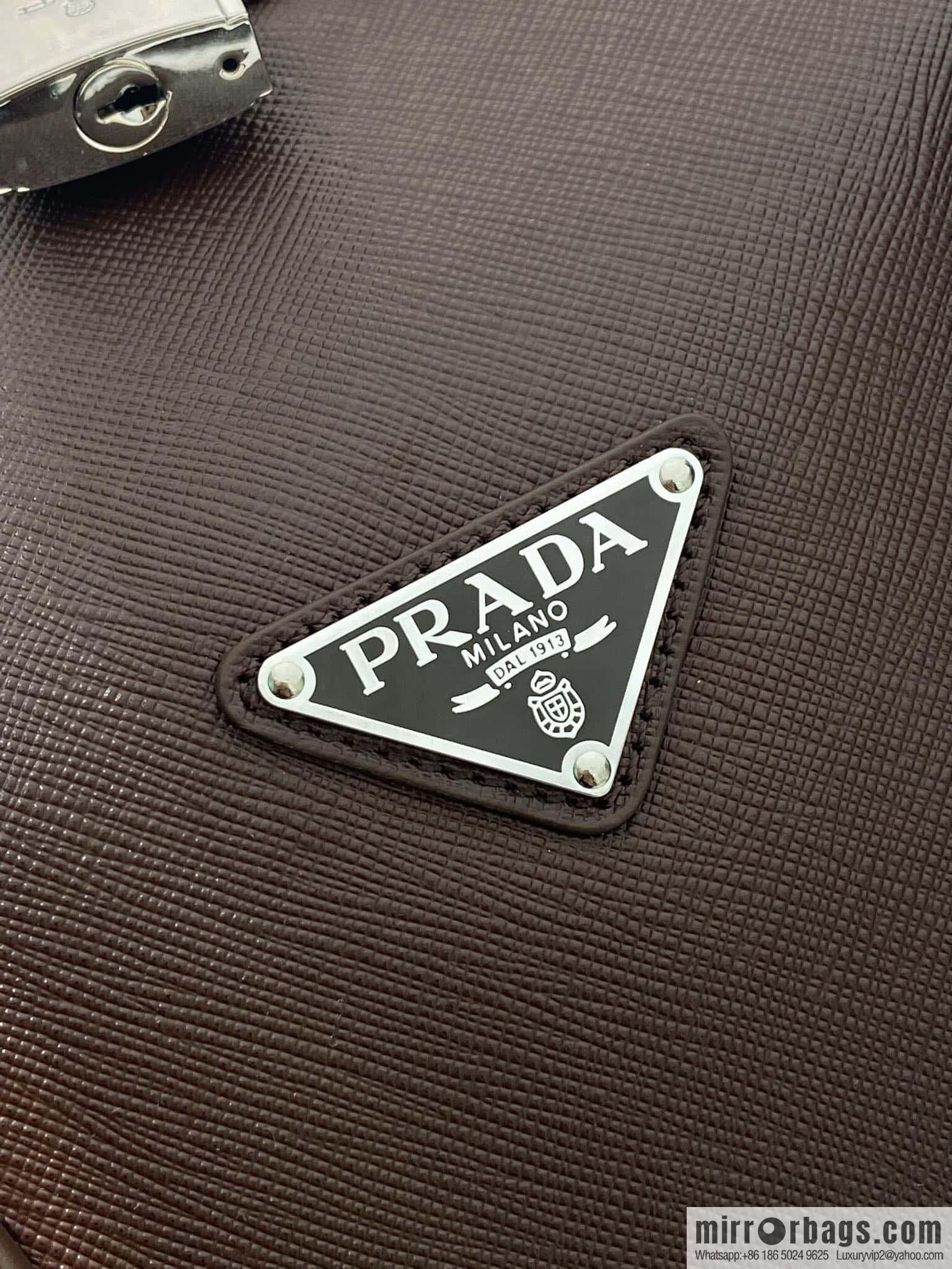 PRADA 🎉 new travel bag 🎉 2VC018 🎉🎉 new color
