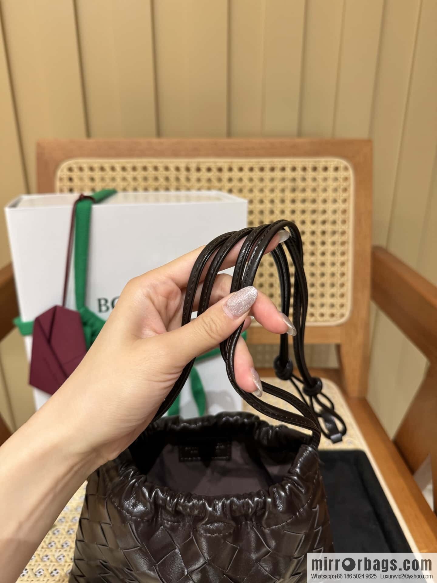 BV Small Dustbag 816987 Chocolate Brown