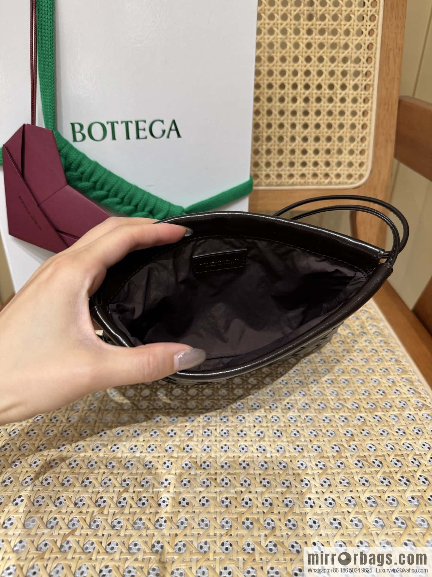 BV Small Dustbag 816987 Chocolate Brown