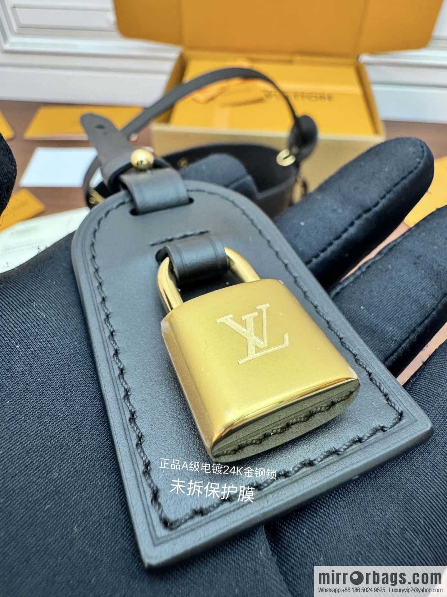 LV M13480 All In BB