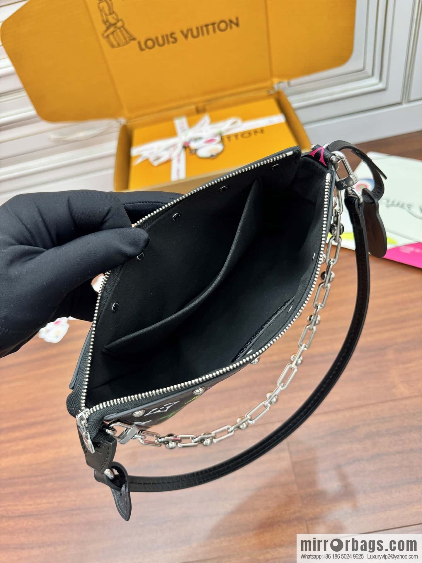 LV M13663 LV x TM Pochette Accessoires