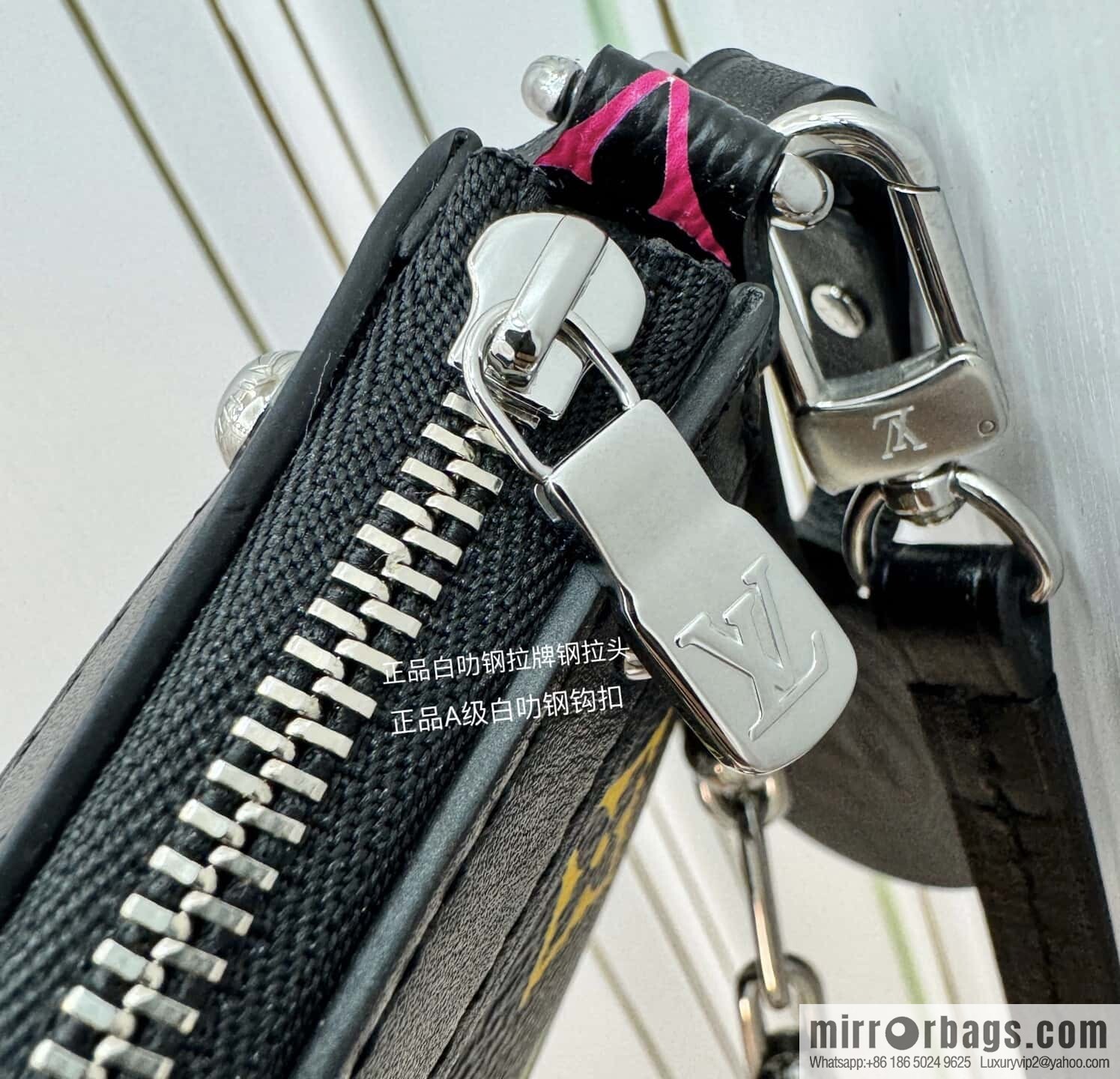LV M13663 LV x TM Pochette Accessoires