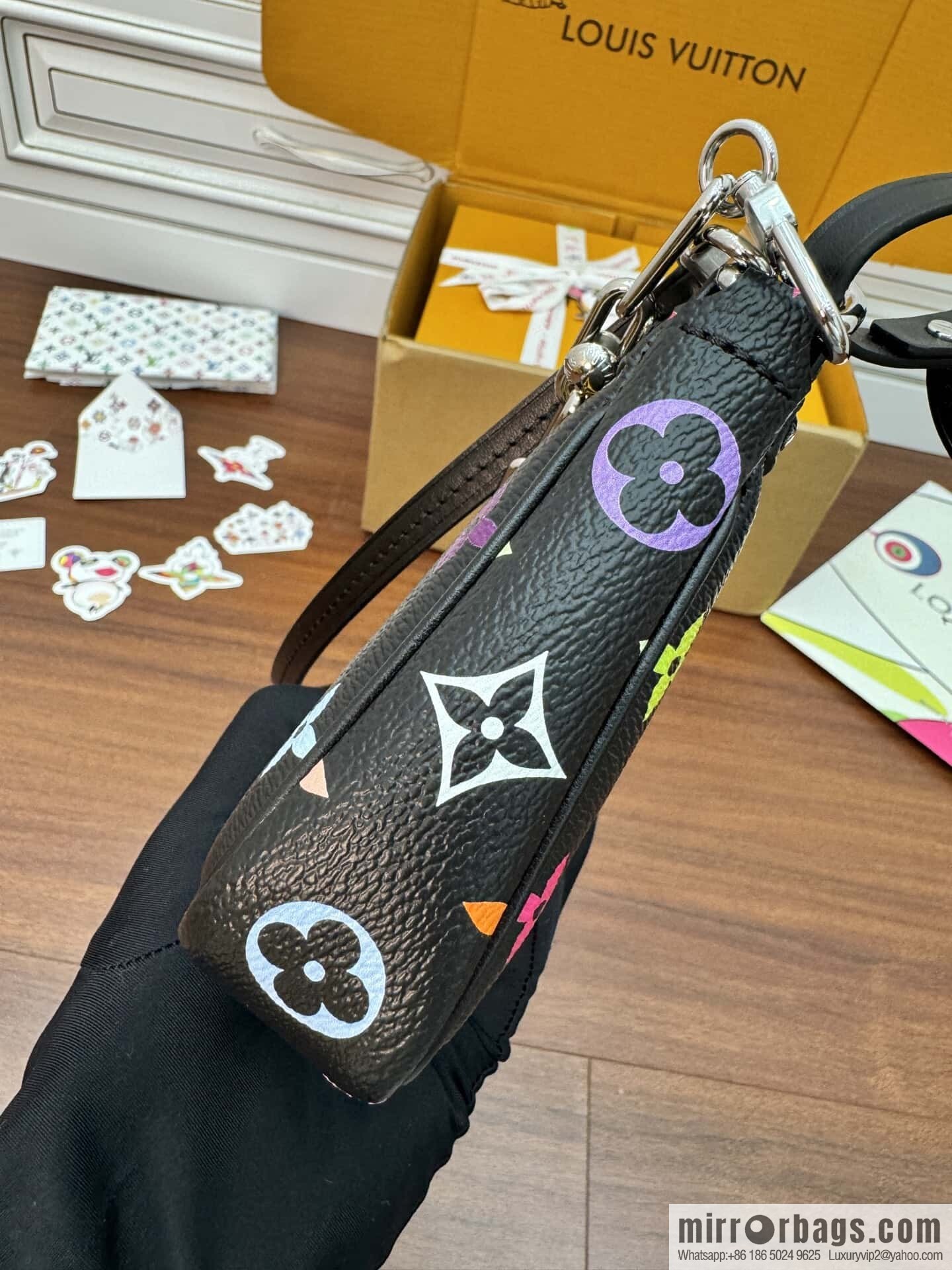 LV M13663 LV x TM Pochette Accessoires