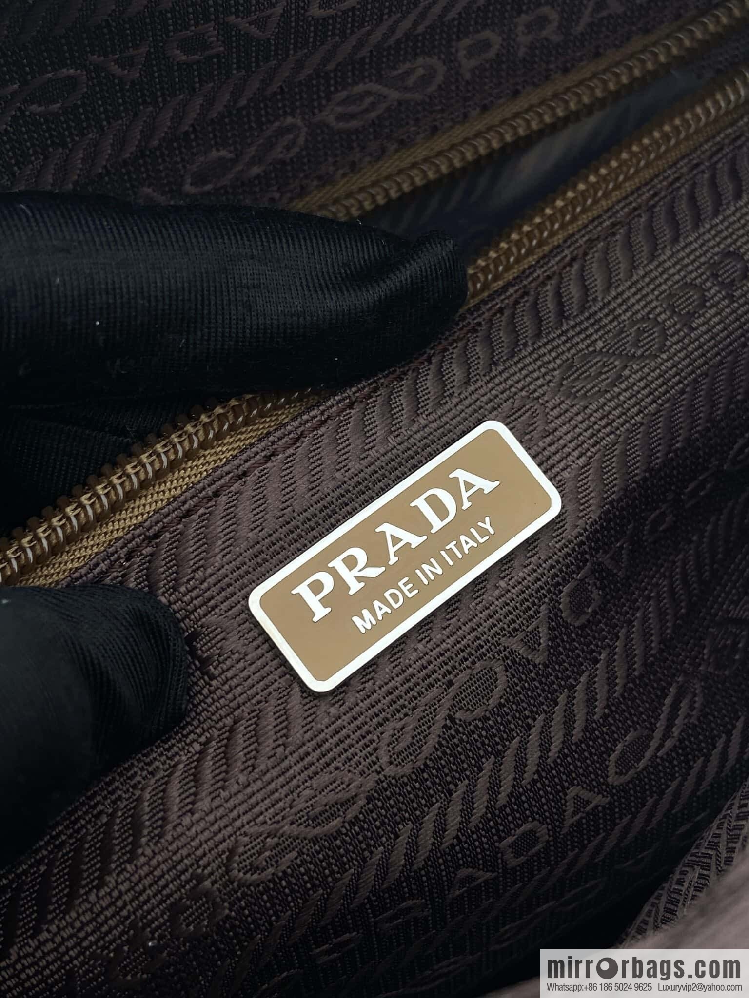 PRADA 🎉 new three-in-one 🎉 1BC167 new color🎉🎉